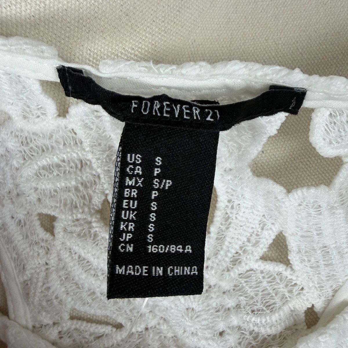 Forever 21 Forever 21 white floral lace tank top Size S / US 4 / IT 40 - 5 Thumbnail