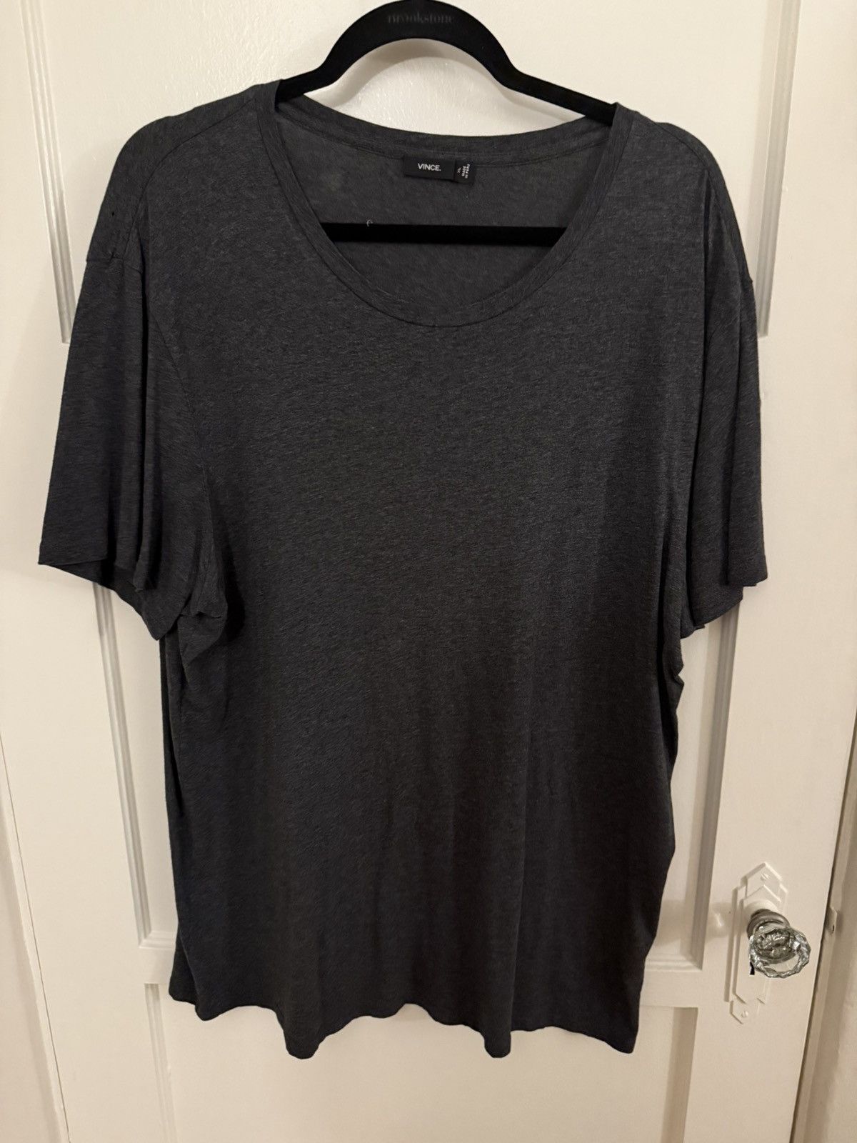Vince Vince T-Shirt in Dark Grey Size US XL / EU 56 / 4 - 2 Thumbnail