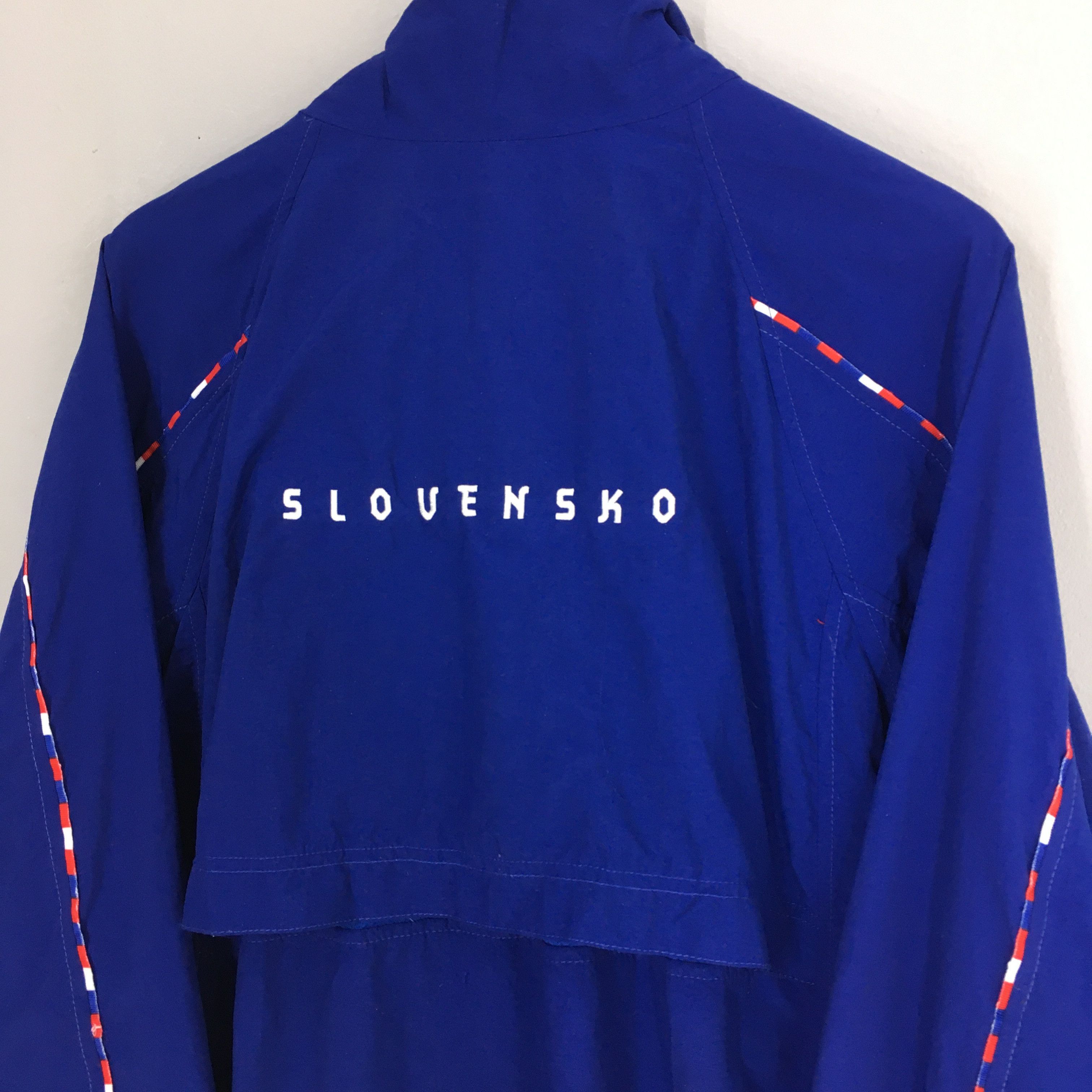 Nike Vintage 90s Nike Windbreaker Swoosh Nike Jacket Large Size US L / EU 52-54 / 3 - 9 Thumbnail
