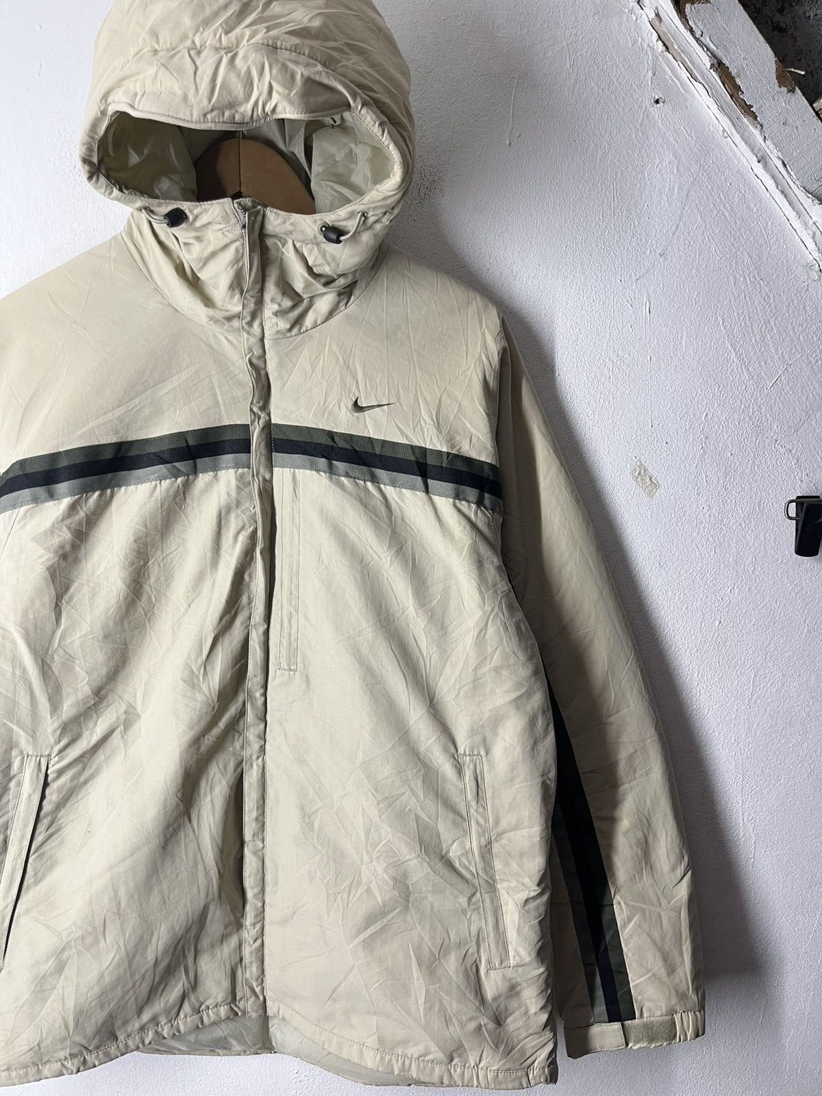 Nike NIKE SWOOSH DRI FIT SMALL LOGO WINDBREAKER JACKET Size US L / EU 52-54 / 3 - 2 Thumbnail