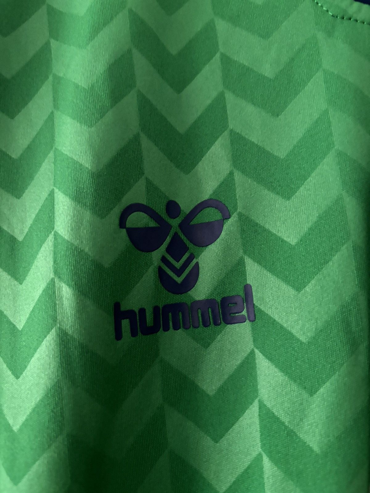 Hummel Hummel Broendby IF 22/23 GK Kit Soccerjersey Football Size US L / EU 52-54 / 3 - 4 Thumbnail