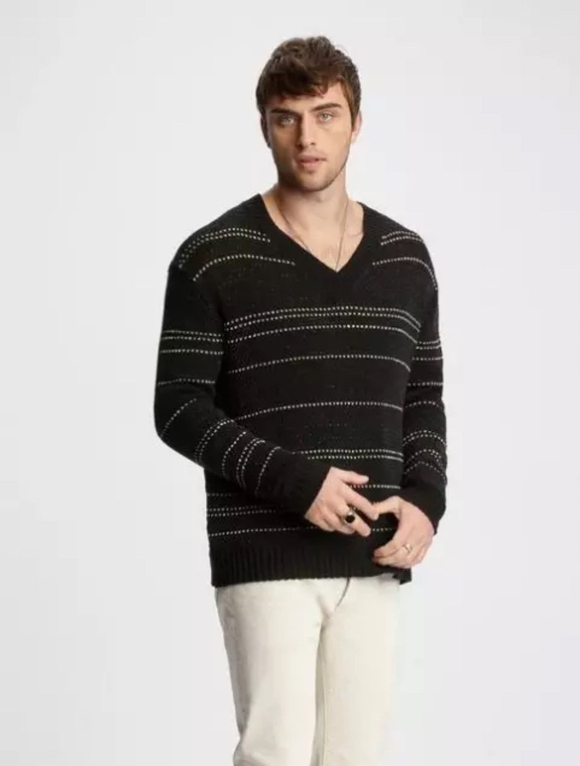 John Varvatos Jacquard stripe Knit Long Sleeve V-Neck Sweater Size medium. Size US M / EU 48-50 / 2 - 1 Thumbnail