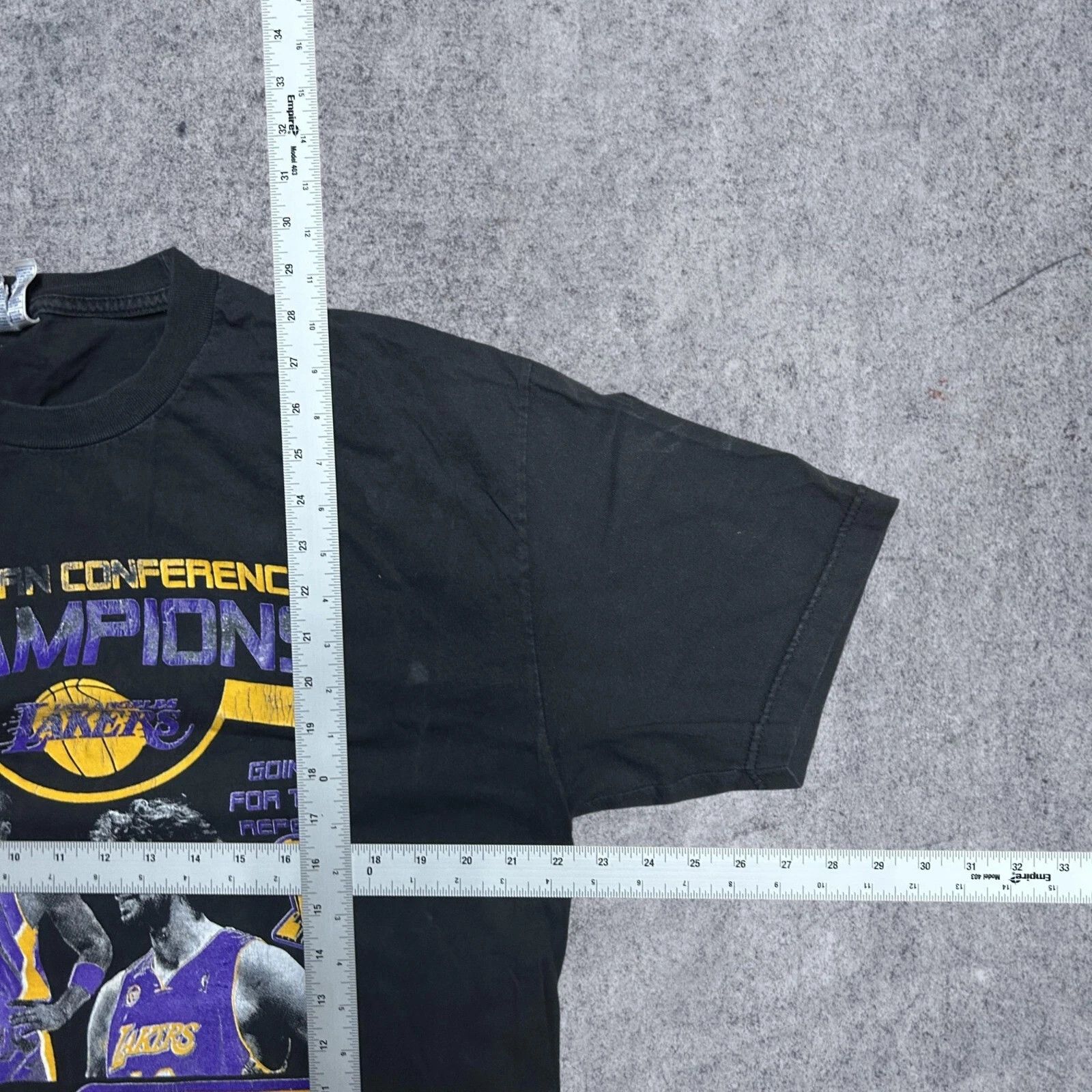 Gildan 2010 LA Lakers NBA Kobe Bryant Pau Gasol Championship Shirt Size US XL / EU 56 / 4 - 5 Thumbnail