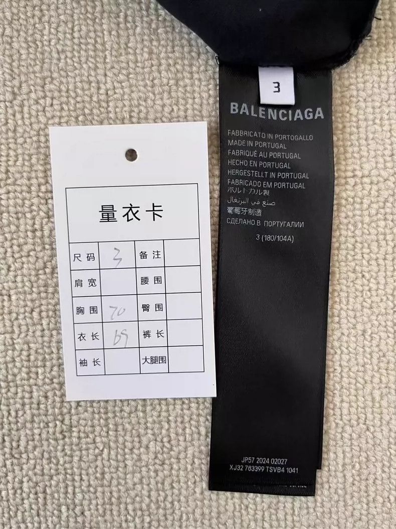 Balenciaga Balenciaga Summer Collection Faded Crew Neck Printed Short Size US L / EU 52-54 / 3 - 6 Thumbnail