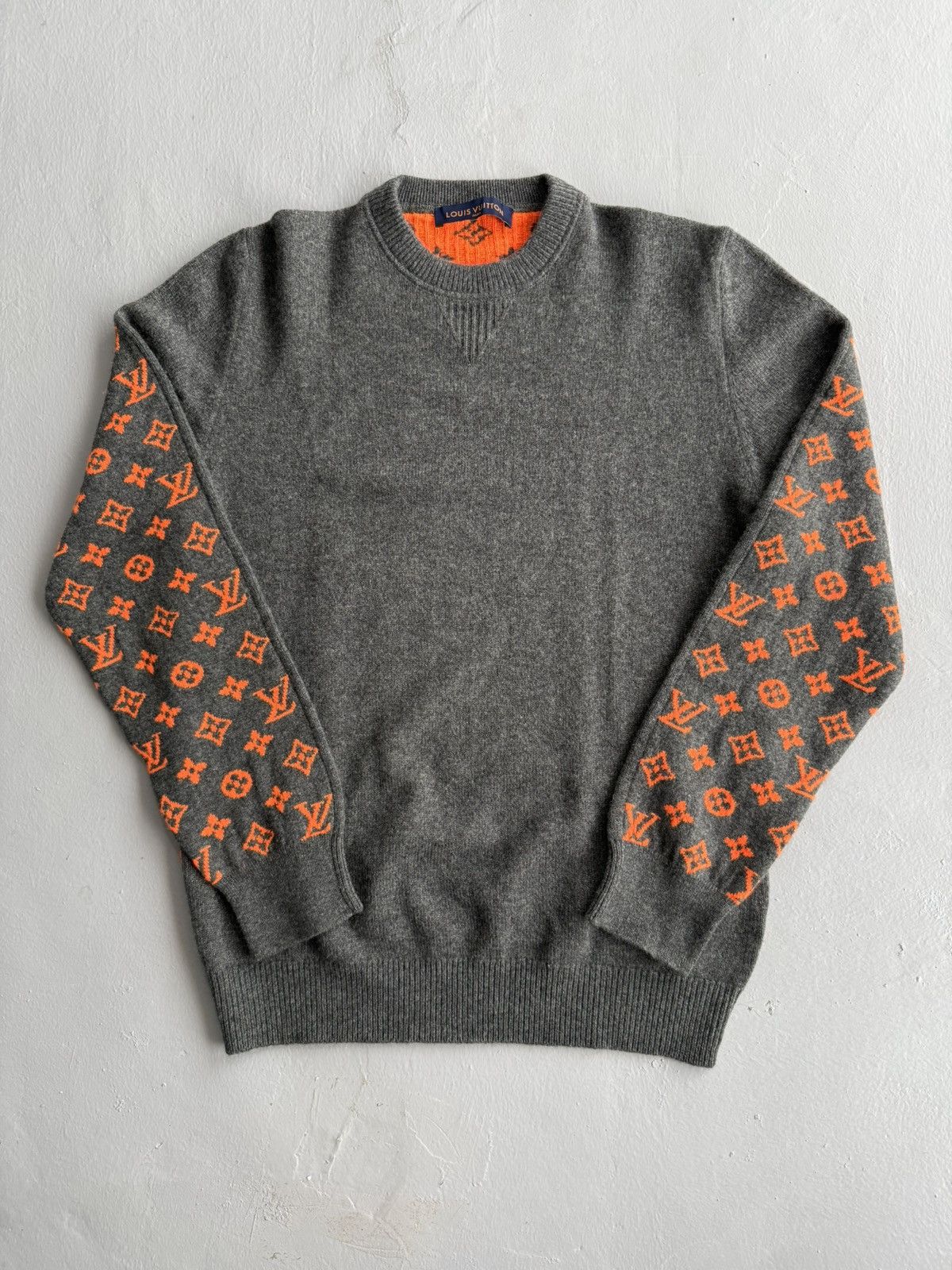 Louis Vuitton Louis Vuitton - Monogram Cashmere Knit Crewneck Size US L / EU 52-54 / 3 - 2 Thumbnail