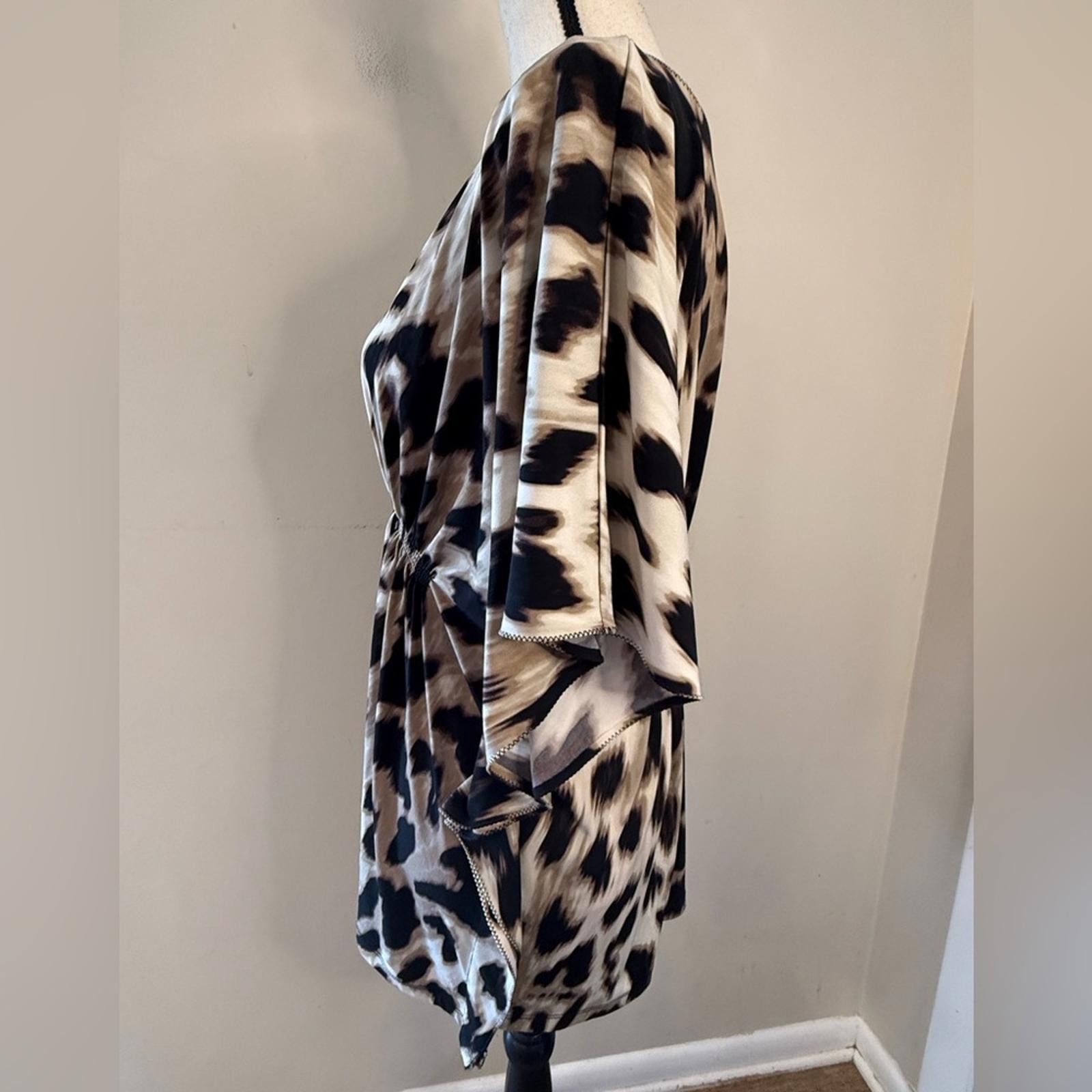 Other Leopard print V neck top chic versatile Lagenlook SZ M Size M / US 6-8 / IT 42-44 - 3 Thumbnail