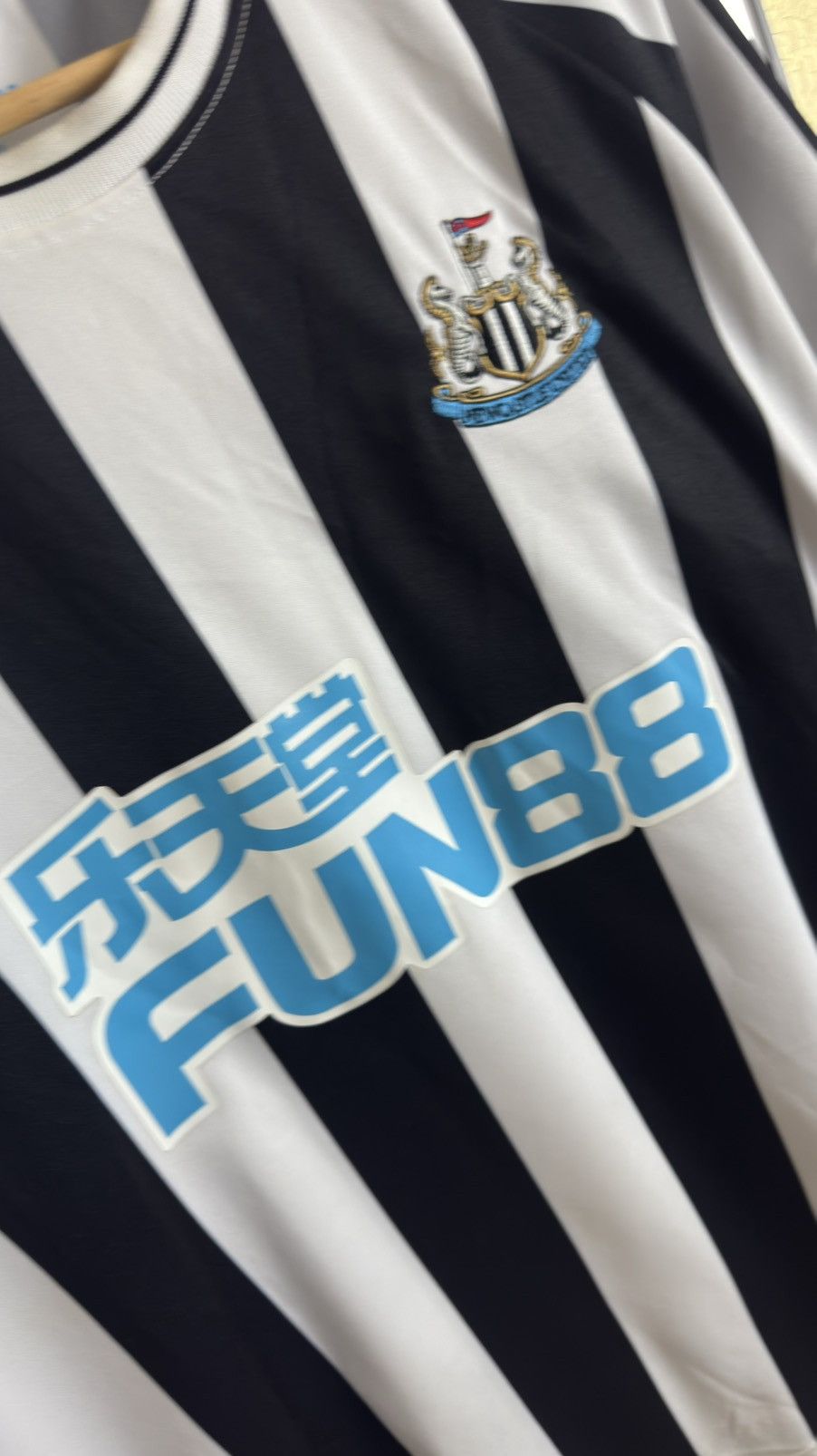 Castore Newcastle Castore Pro Jersey – Tech Fabric & Iconic Stripes Size US XXL / EU 58 / 5 - 3 Thumbnail