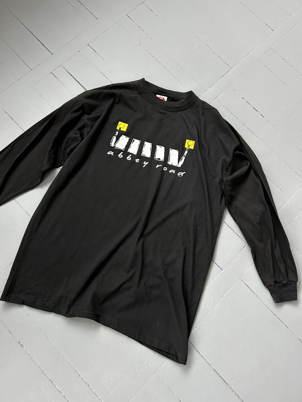 Band Tees Beatles long sleeve vintage Size US XL / EU 56 / 4 - 2 Thumbnail