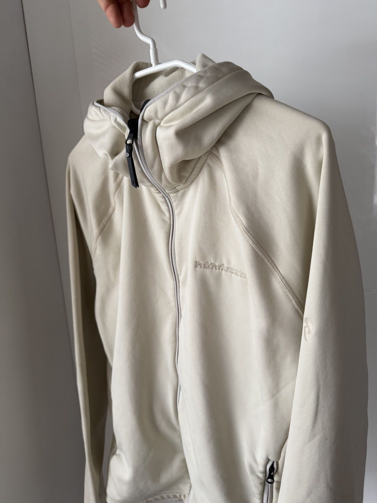 Peak Performance Peak Performance Flo Woman Chill Light Zip Hoodie Size XL / US 12-14 / IT 48-50 - 2 Thumbnail
