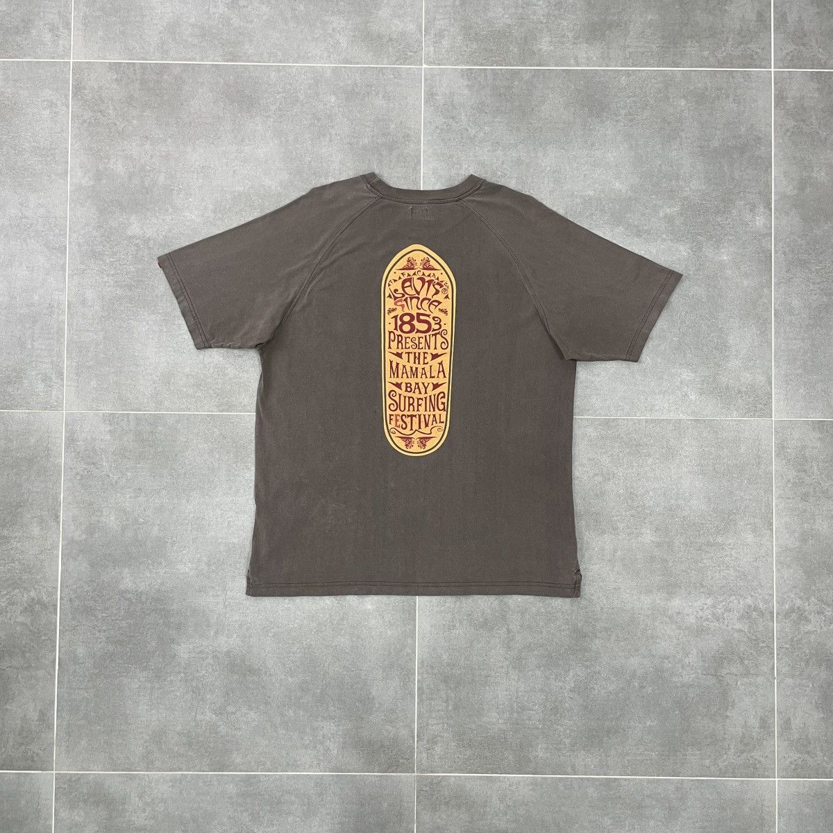 Levi's × Vintage Vintage Levi's Red Tab Mamala Bay Surfing Festival T-Shirt Size US XL / EU 56 / 4 - 16 Thumbnail