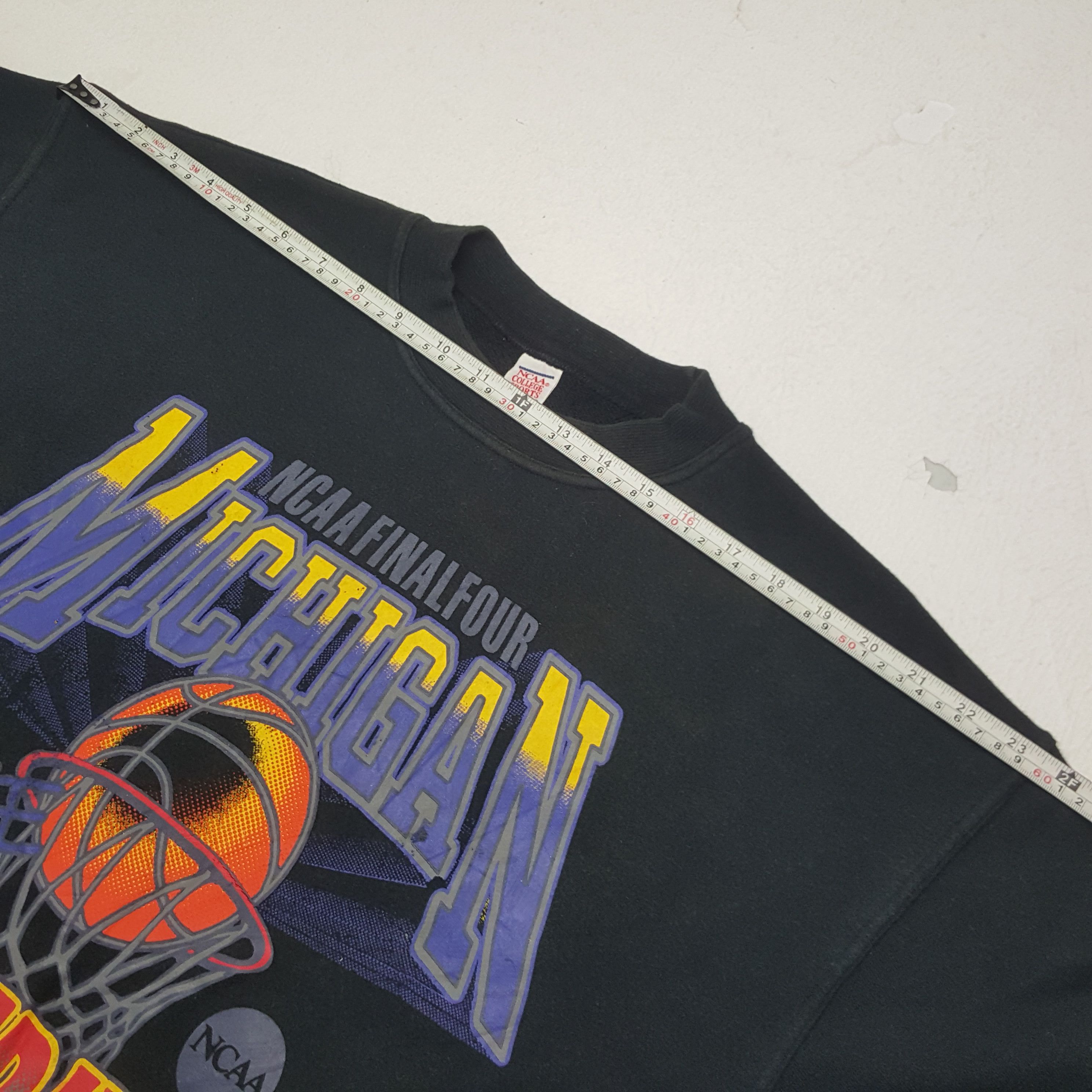 NBA × Vintage × Wolverine Vintage NCAA Finalfour Michigan Basketball Team Sweatshirt Size US L / EU 52-54 / 3 - 5 Thumbnail