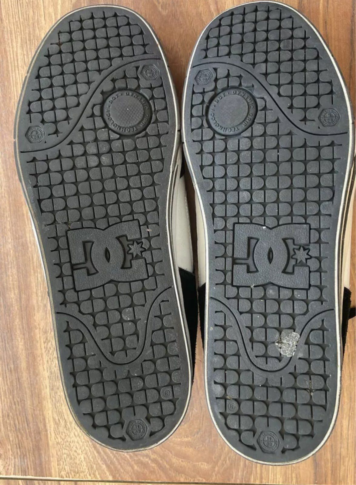 DC × Vintage DC Leather Skateboard Shoes Men's Vintage Y2K Size 12 Size US 12 / EU 45 - 4 Thumbnail