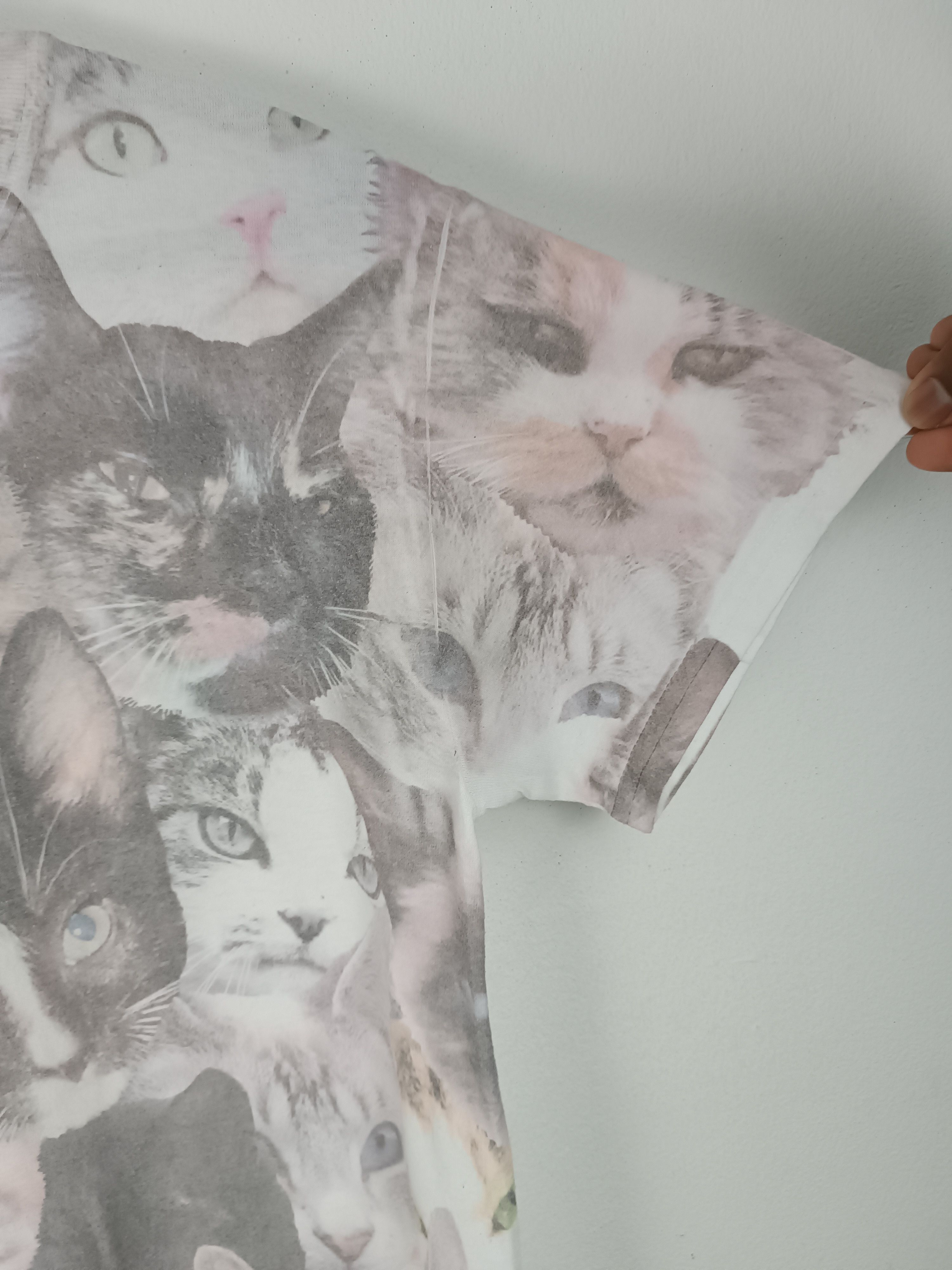 Other VINTAGE Y2K CAT AOP CUTE PAW DOG PET FULLPRINT VERY RARE Size US S / EU 44-46 / 1 - 14 Thumbnail