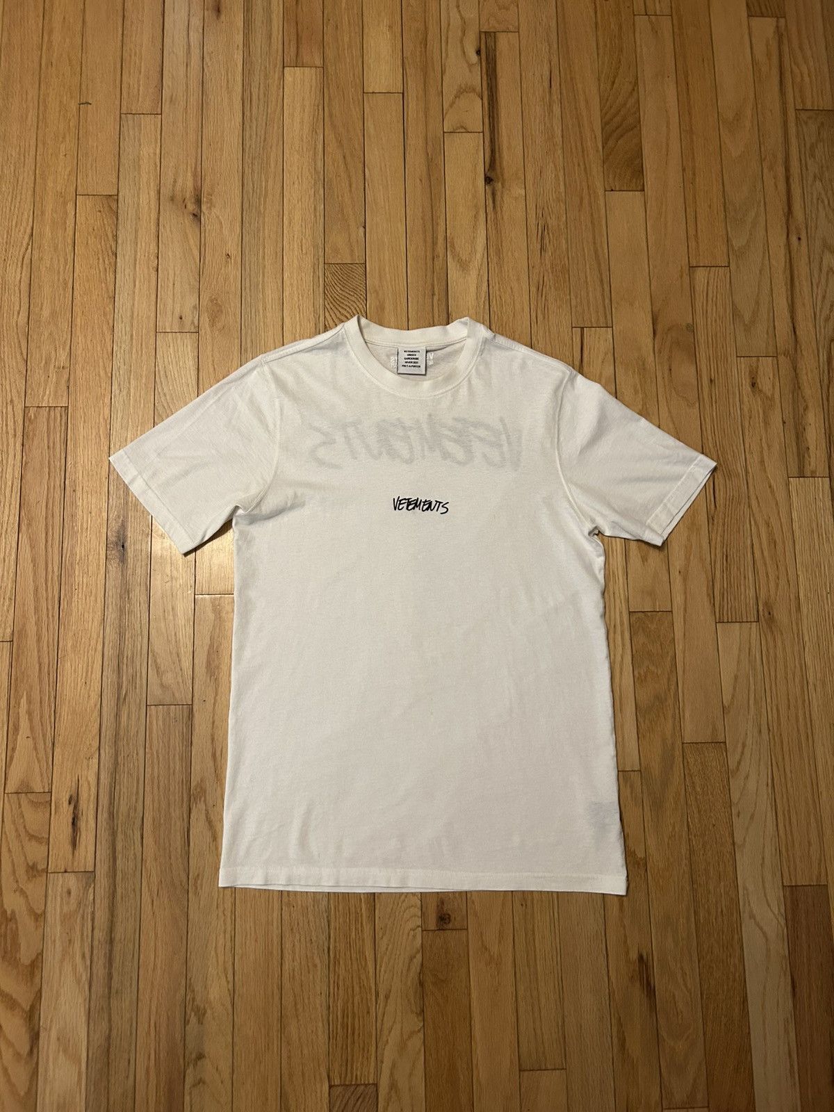 Vetements Vetements Written Logo Tee Size US XS / EU 42 / 0 - 1 Thumbnail