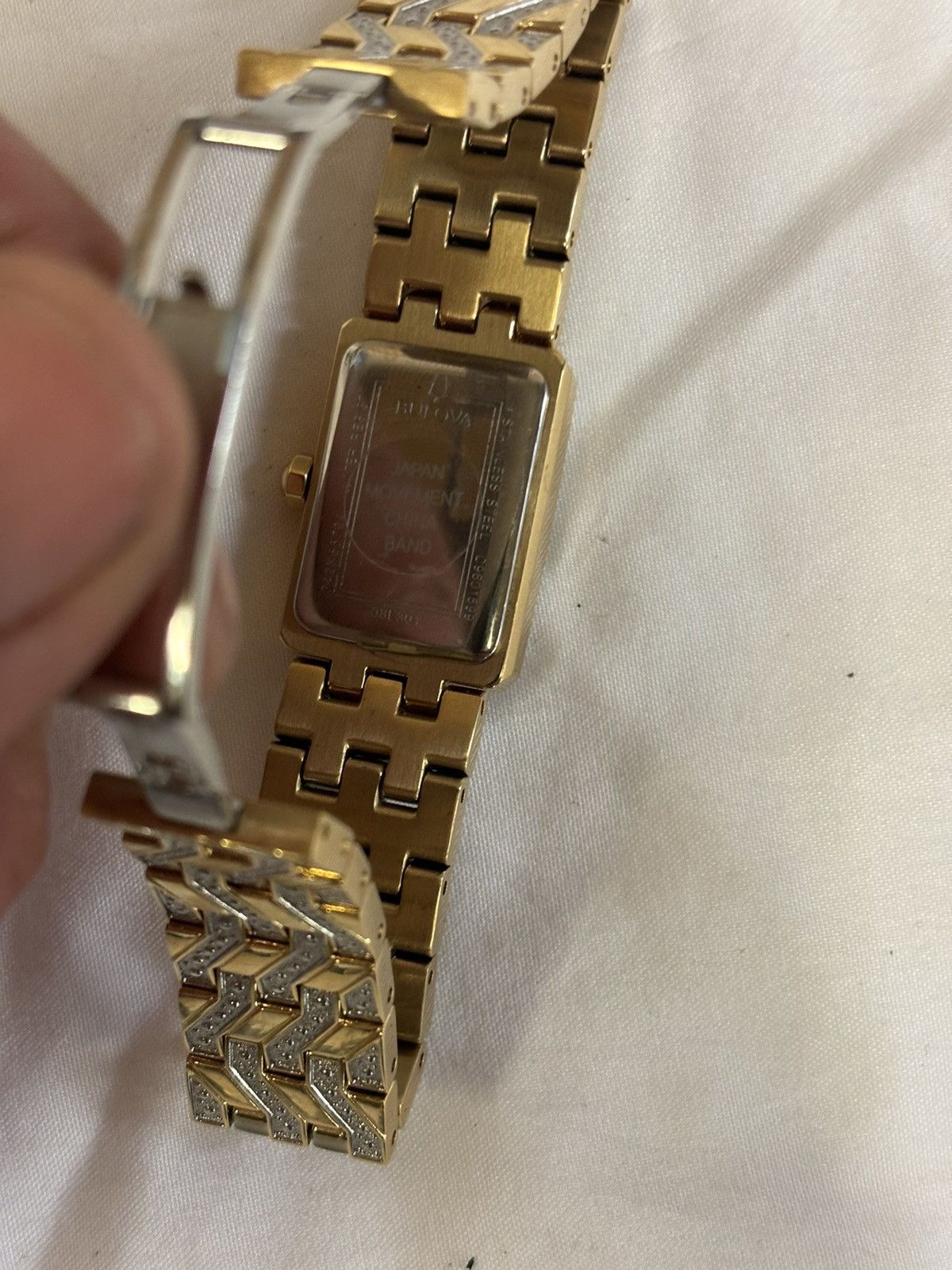 Bulova Bulova Women’s 98L301 Classic Diamond Gold Tone Womens Watch Size ONE SIZE - 9 Thumbnail