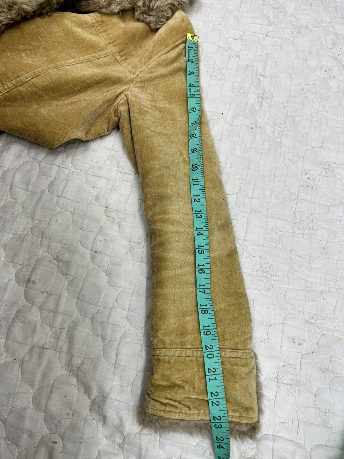 Burberry BURBERRY BLUE LABEL FUR CORDUROY JACKET Size S / US 4 / IT 40 - 20 Thumbnail
