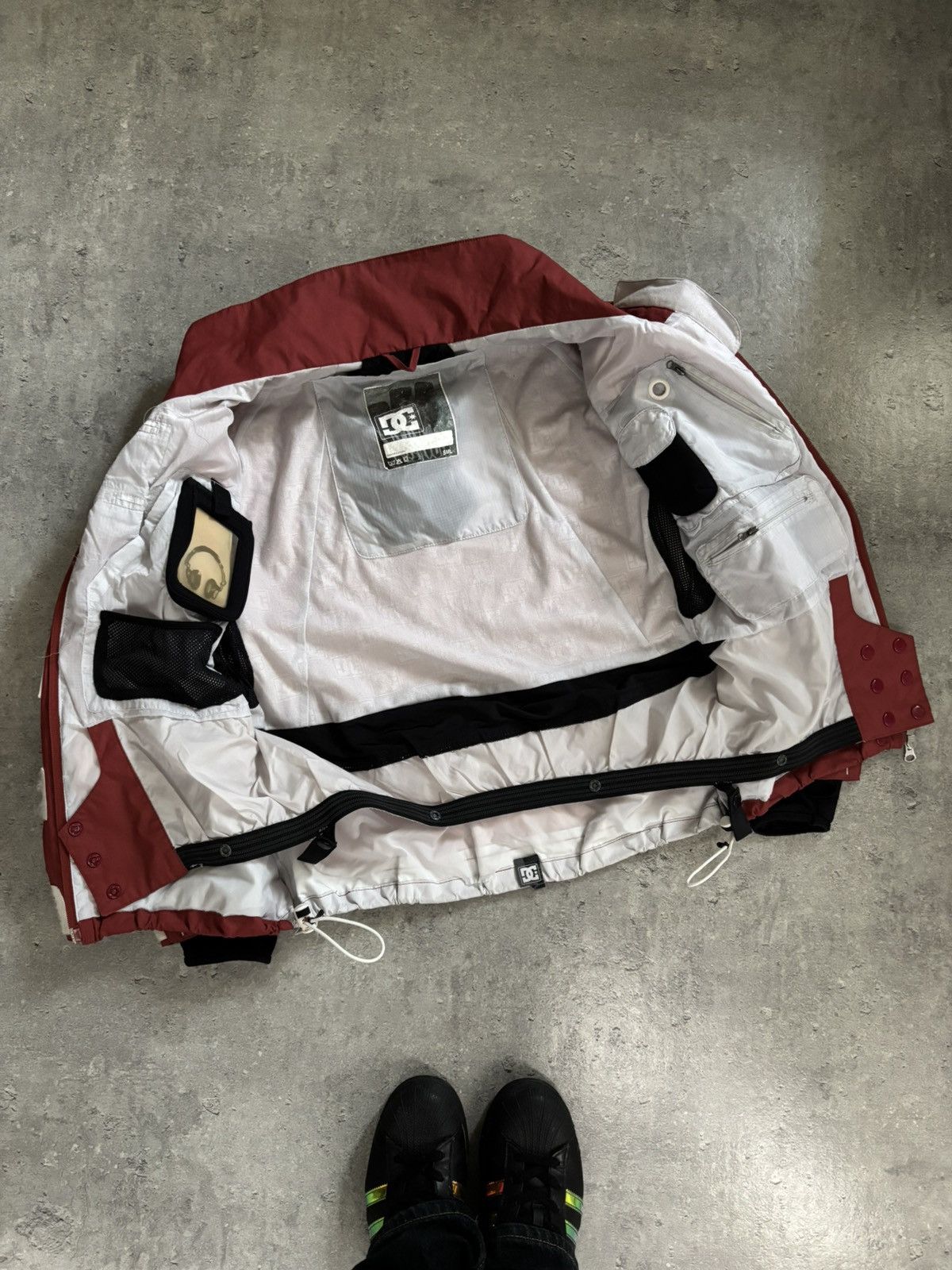 DC DC Shoes Snowboard Jacket S Streetwear Winter Sports burgund Size US S / EU 44-46 / 1 - 15 Thumbnail