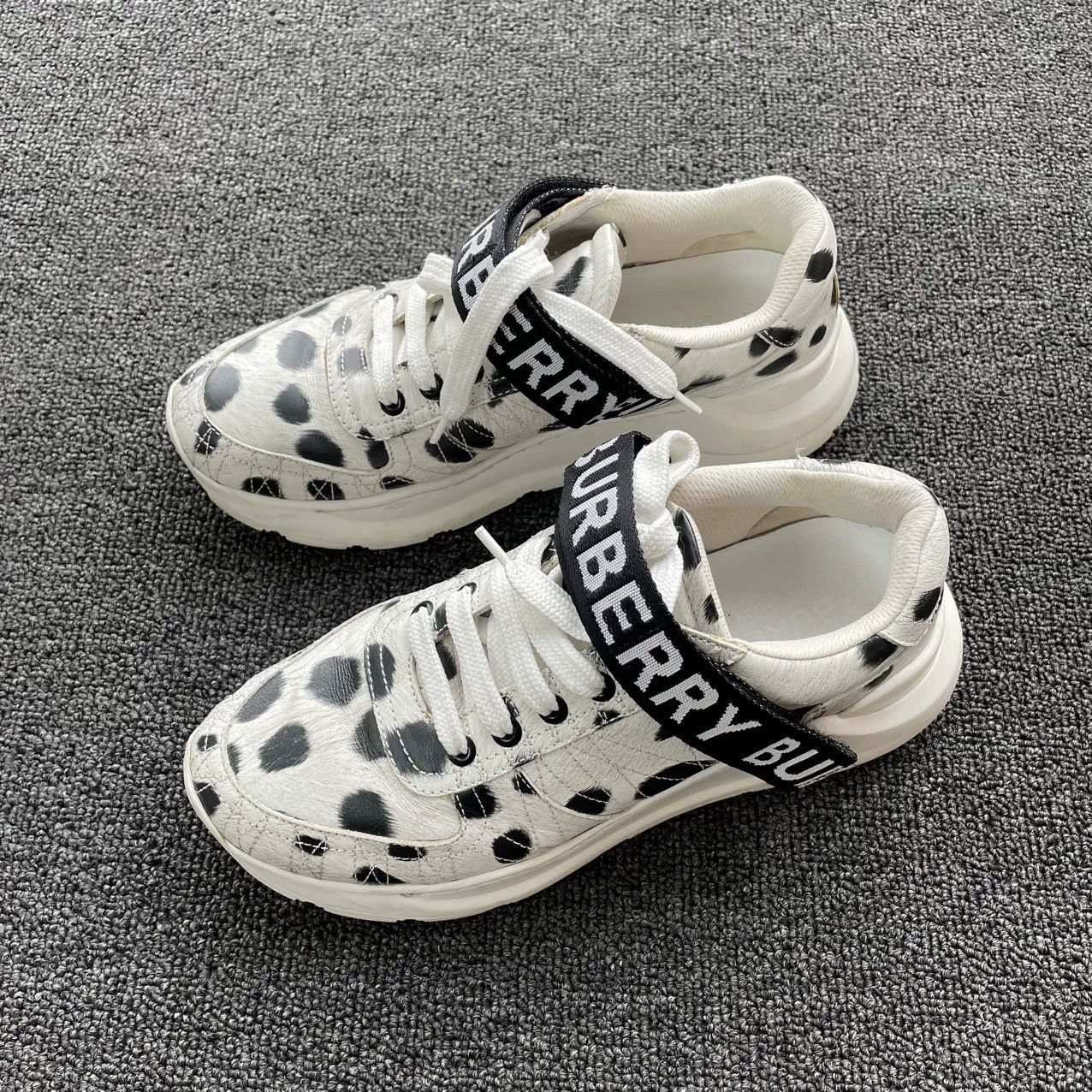 Burberry Burberry 95 New B&W Runway Trainer Size 36.5 Size US 6 / IT 36 - 1 Thumbnail
