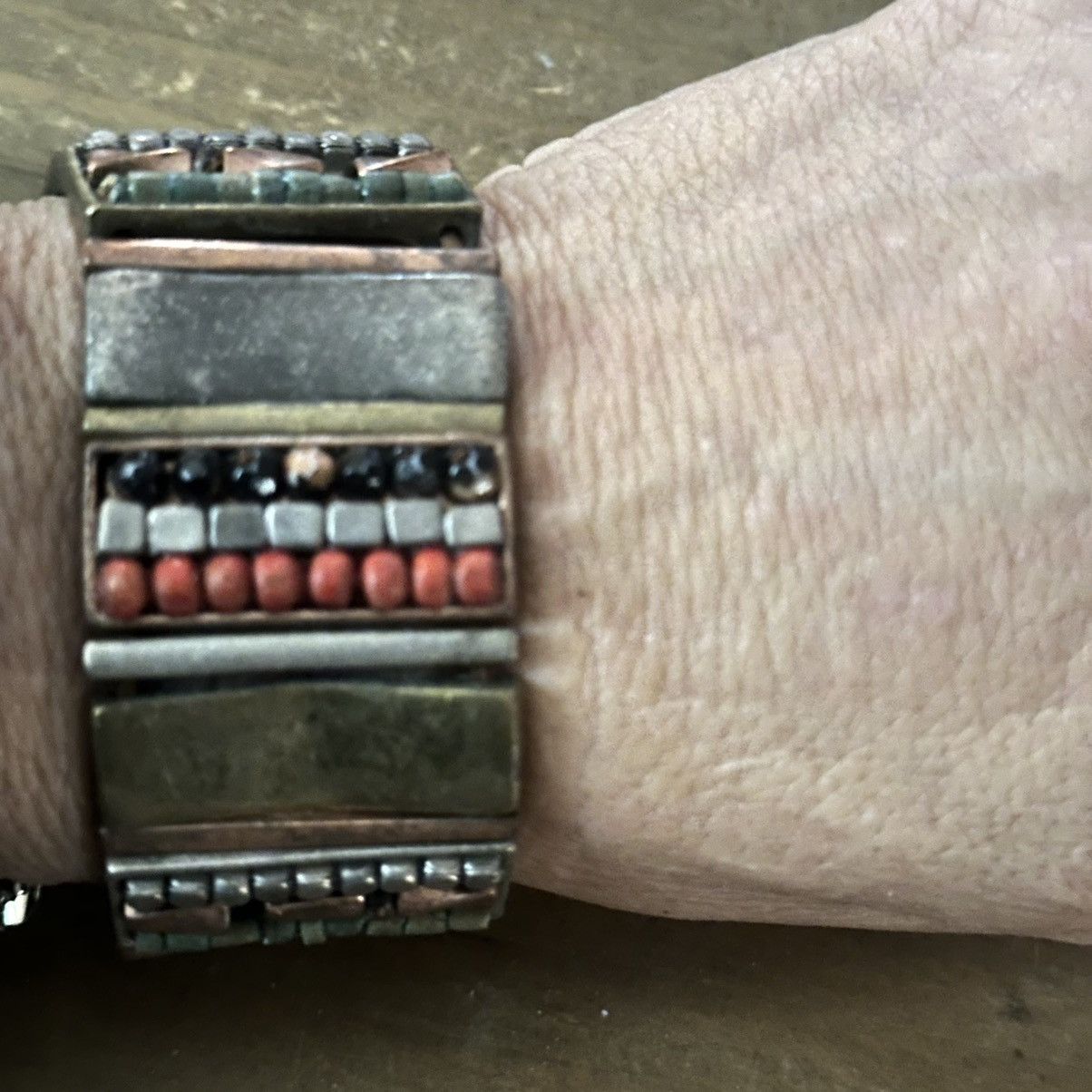 Vintage Vintage mixed metal and beads stretch bracelet Size ONE SIZE - 3 Thumbnail