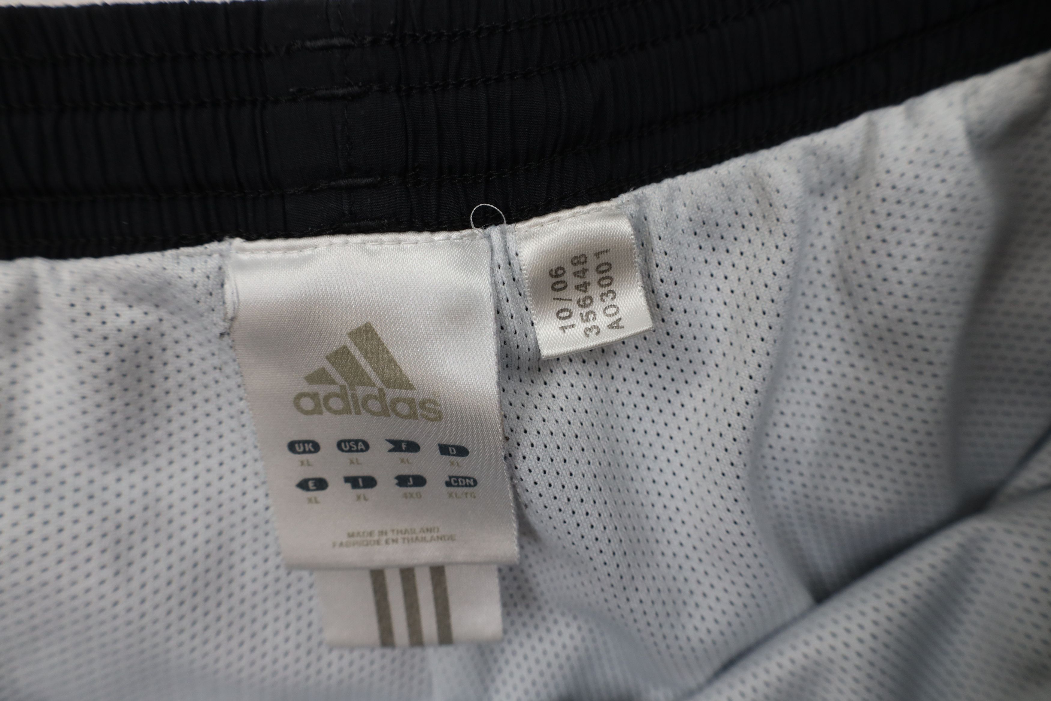 Adidas Vintage Y2K Adidas Spell Lined Wide Leg Windbreaker Pants Size US 38 / EU 54 - 11 Thumbnail