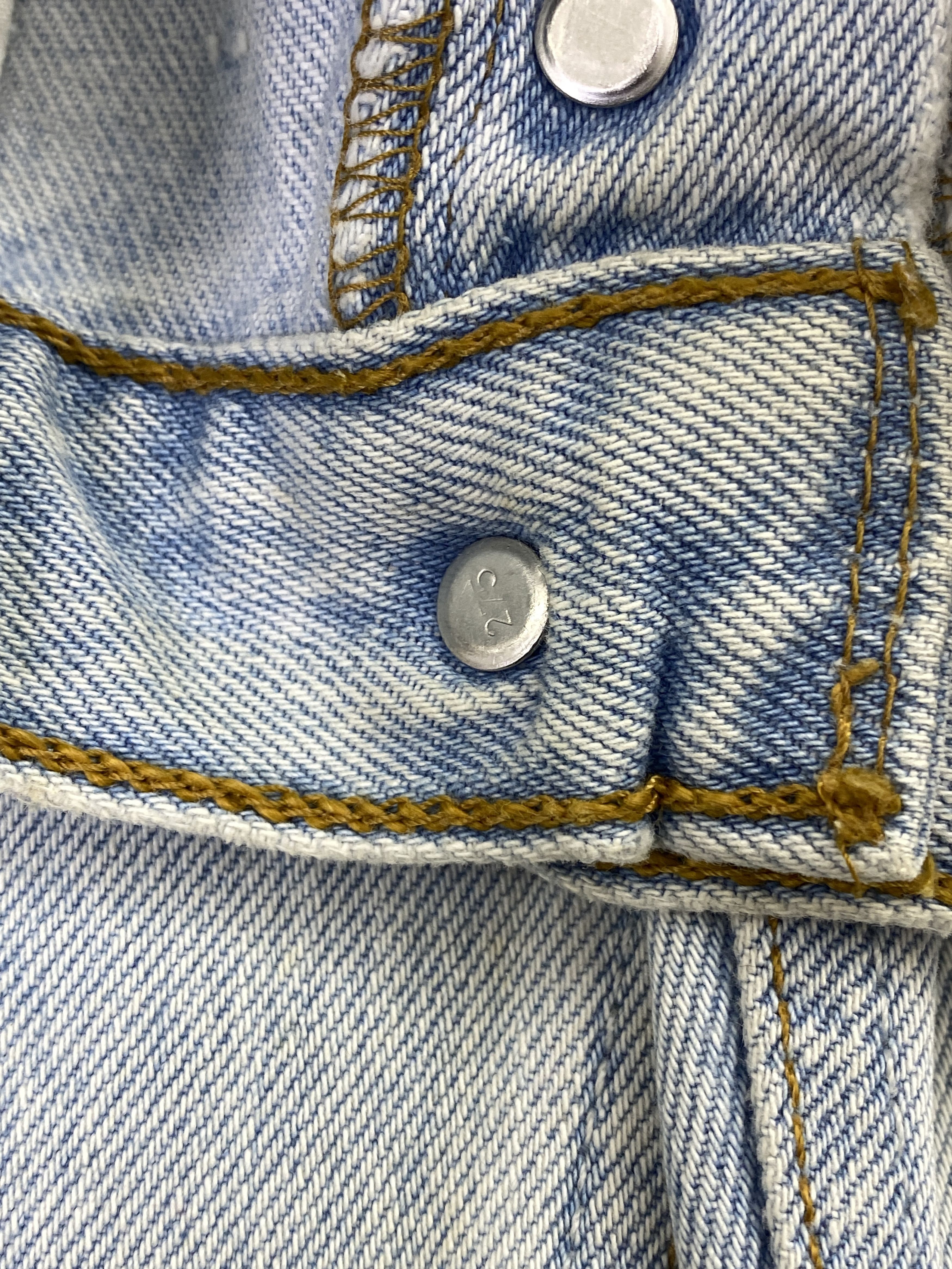 Levi's Vintage Levis 501 Light Washed Jeans DP2856 Size US 28 / EU 44 - 10 Thumbnail