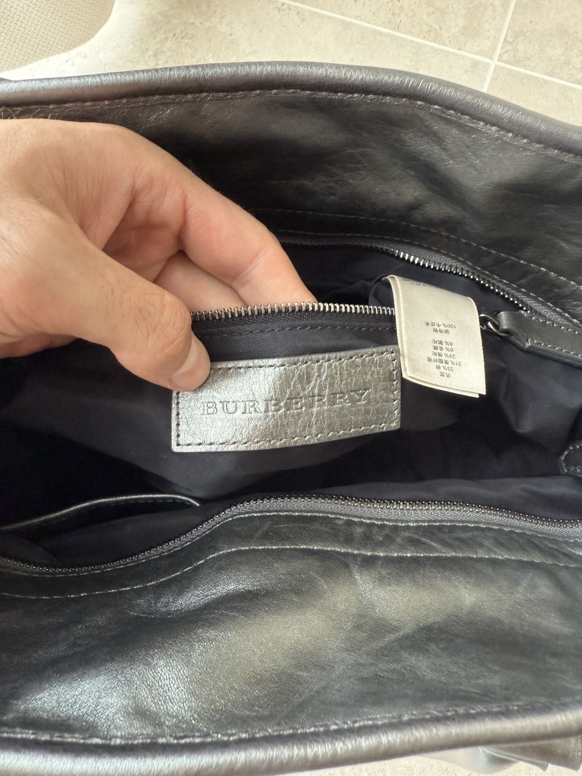Burberry Burberry Pewter Shimmer Check Tote Should Bag Size ONE SIZE - 13 Thumbnail