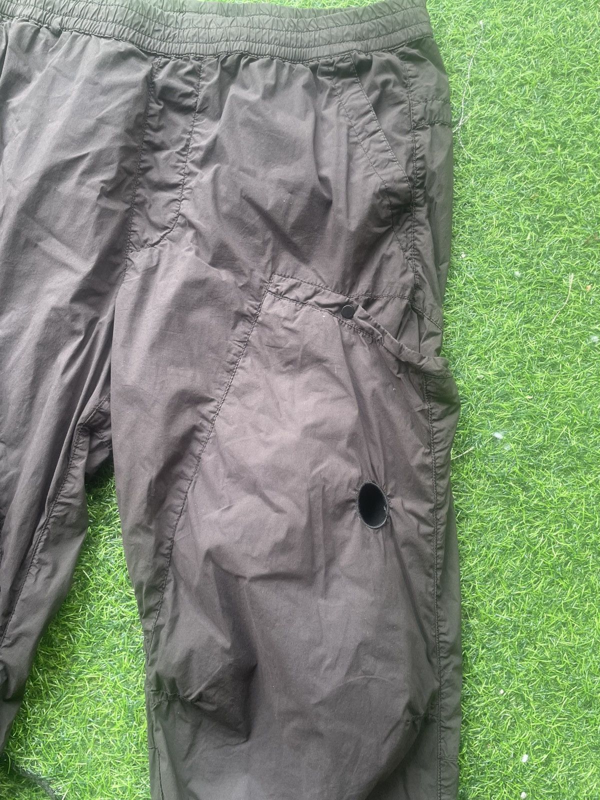 C.P. Company Authentic CP Company Chrome-R Lens Cargo Pants (LENS BROKEN Size US 34 / EU 50 - 4 Thumbnail