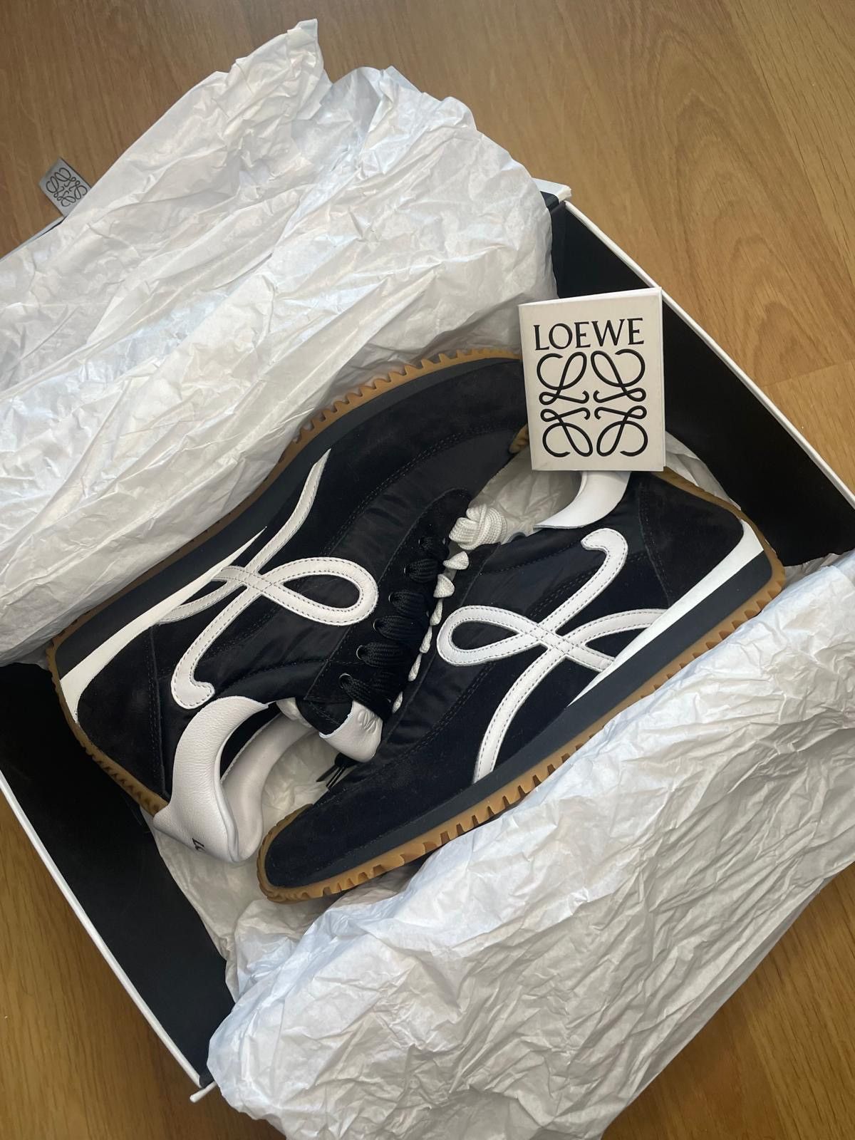 Loewe LOEWE Black and White Flow Runner Sneakers Size US 9 / IT 39 - 6 Thumbnail