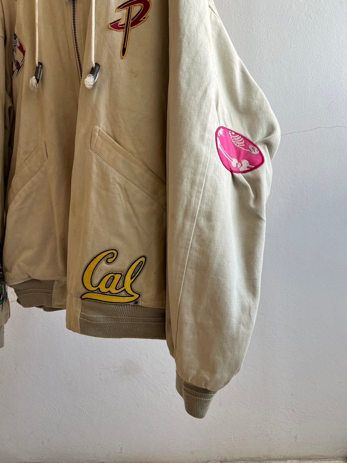 Vintage Distressed Vintage 90s Urban Hills Hoodie Jacket Size US L / EU 52-54 / 3 - 5 Thumbnail