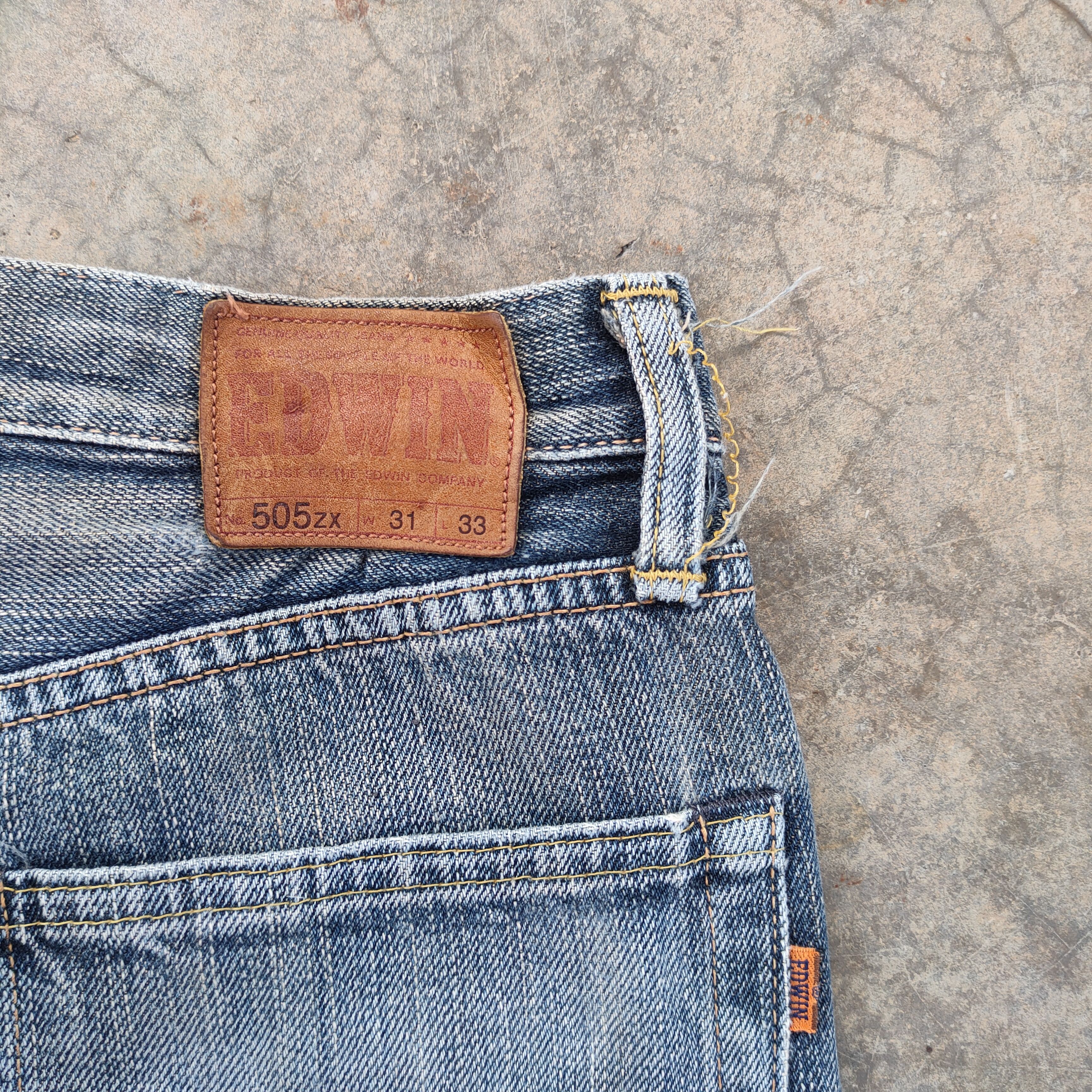 Edwin W31 VINTAGE EDWIN 505 ZX FADED RUSTY DISTRESSED JEAN DENIM Size US 31 - 10 Thumbnail