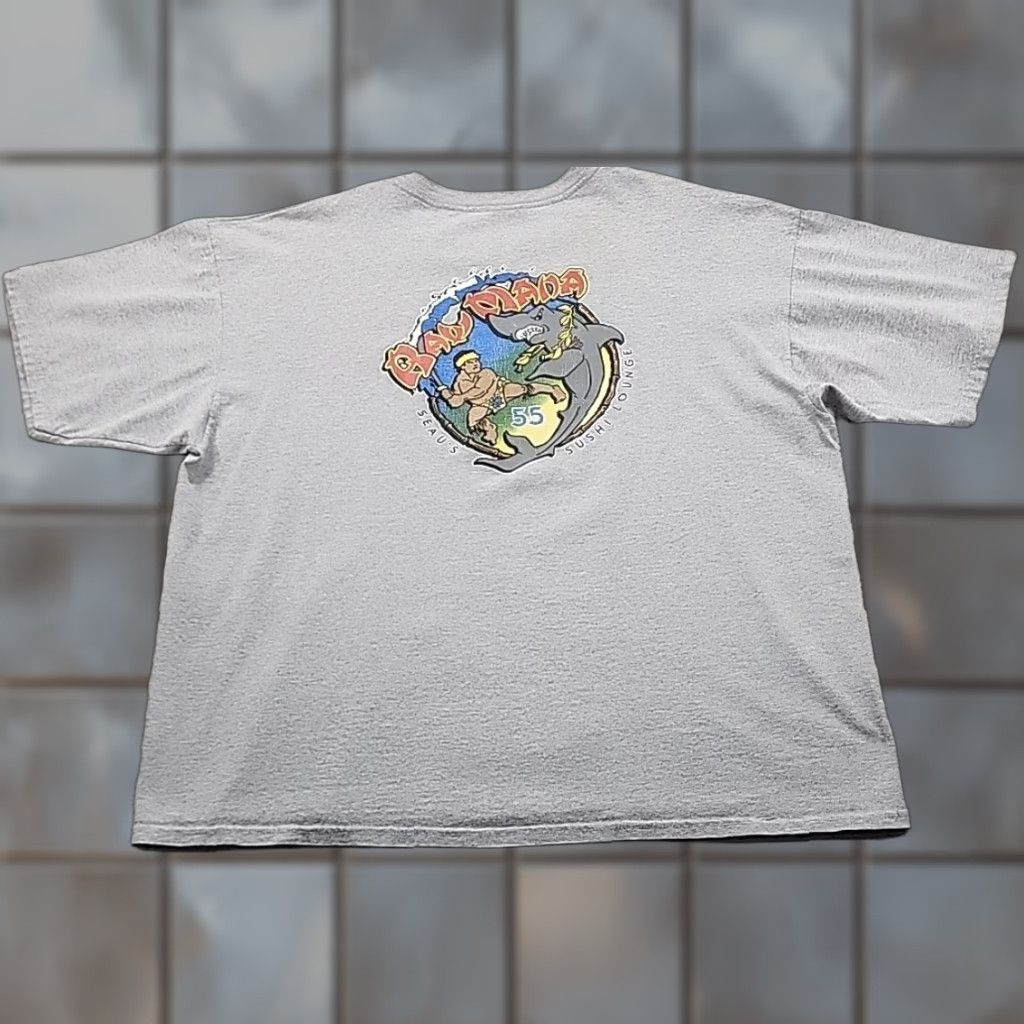 Vintage VINTAGE San Diego Chargers Jr Seau T Shirt 2XL Seau Sushi Lounge Raw Mana T-Shirt Mens Graphic Tee 90s Size US XXL / EU 58 / 5 - 1 Thumbnail