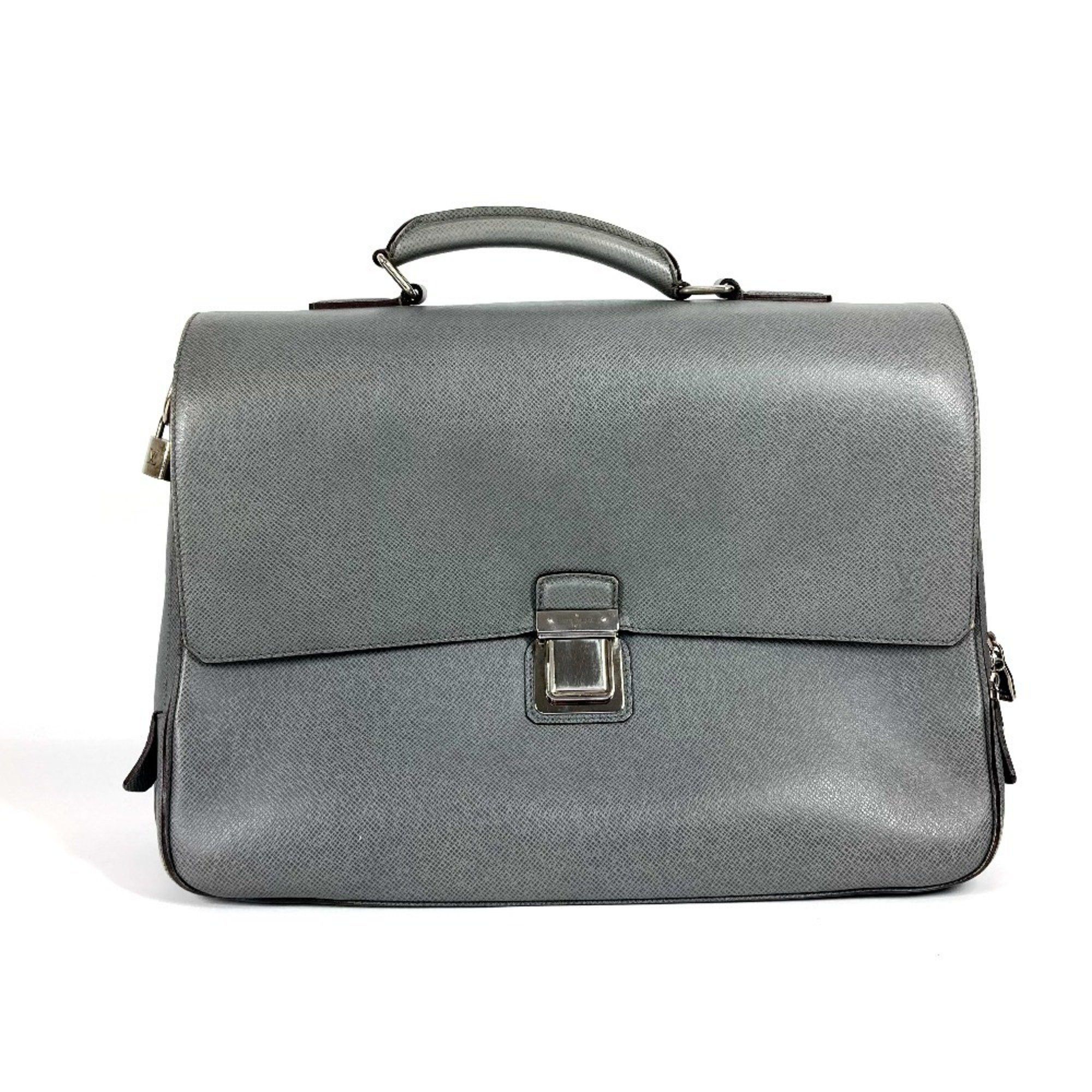 Louis Vuitton M32638 Taiga Vasili Gm 2Way Bag Shoulder Handbag Crossbody Business Leather Men's Glacier Gray