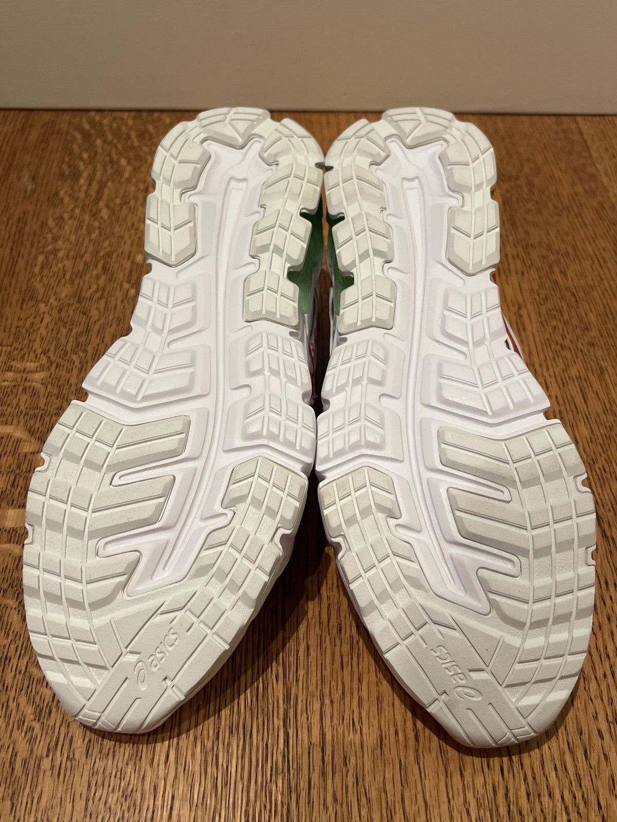 Asics Asics x Coca Cola Gel-Quantum 90 TYO Size US 9.5 / EU 42-43 - 11 Thumbnail