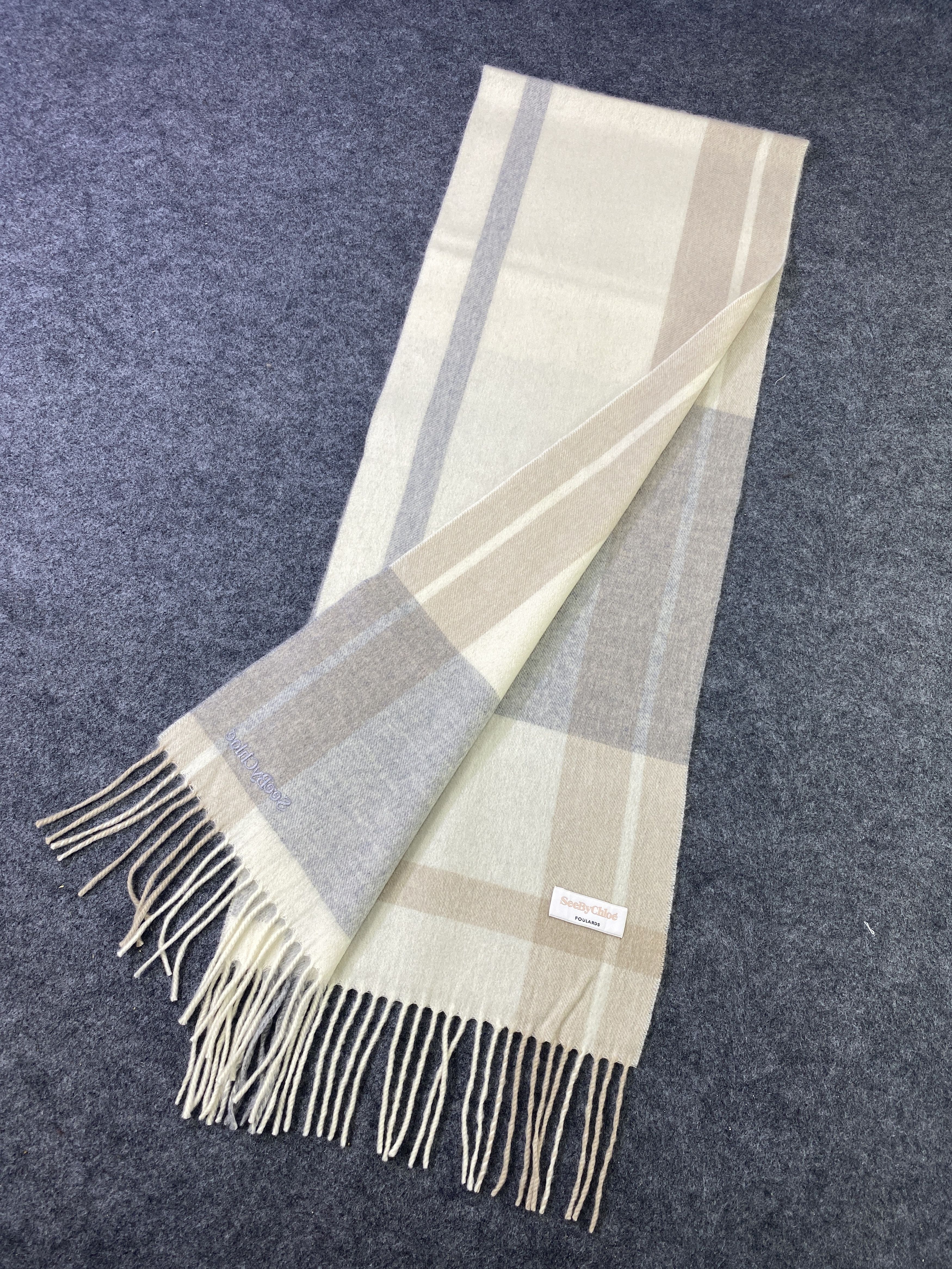 Designer See by Chloe Scarf / Muffler / Neckwear T774 Size ONE SIZE - 3 Thumbnail