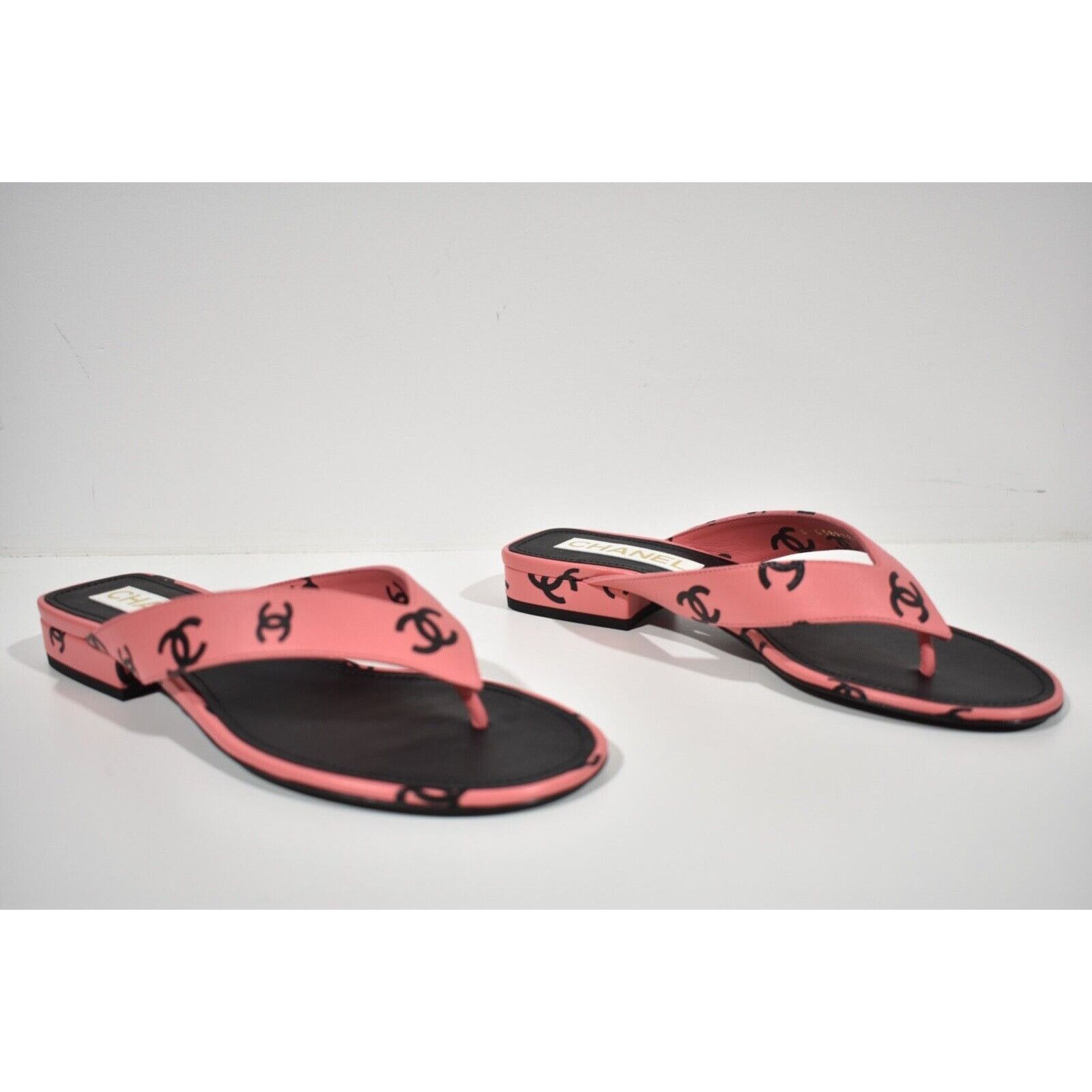 Chanel Chanel 22S Pink Black Printed Lambskin CC Logo Thong Size US 11 / IT 41 - 4 Thumbnail
