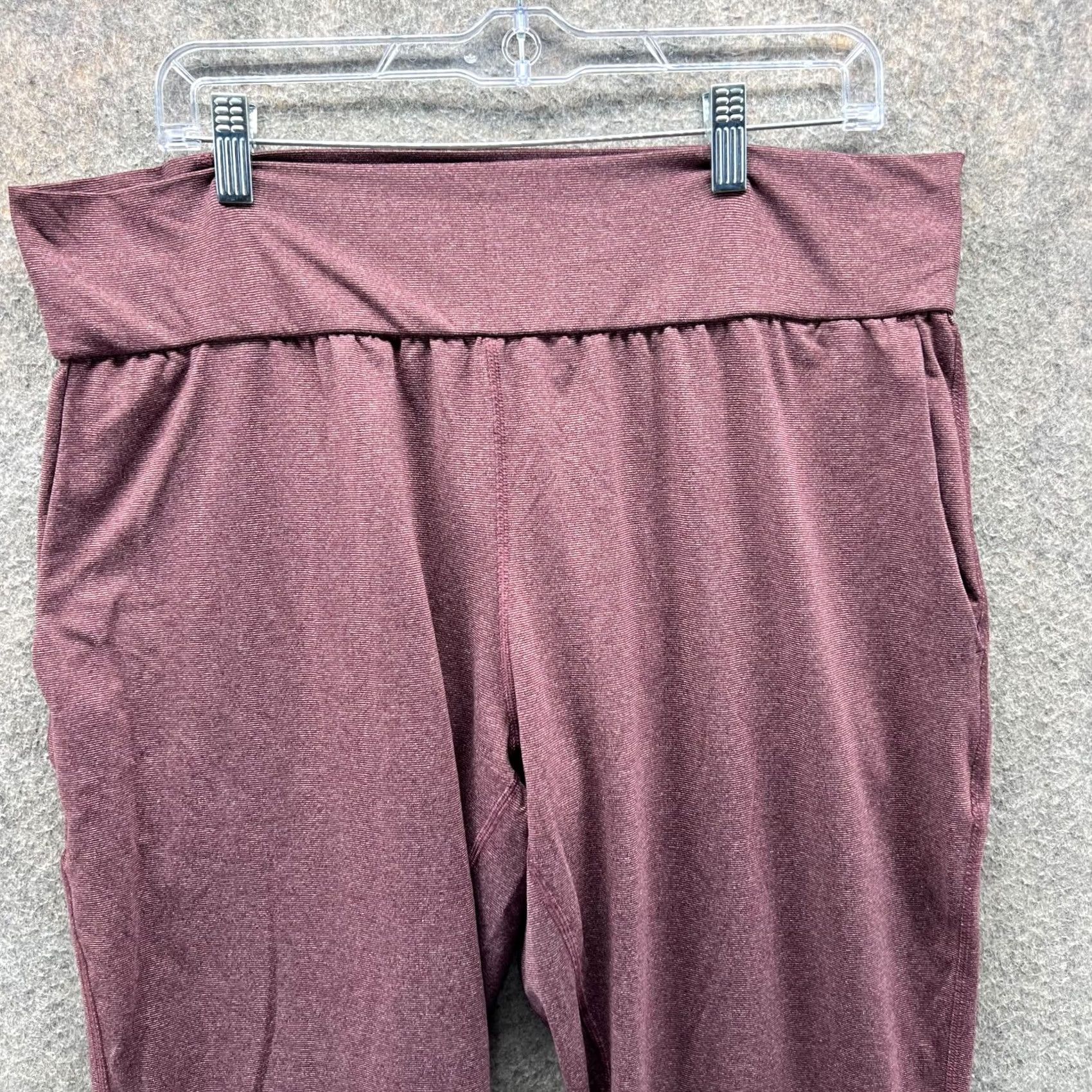 Under Armour Under armour Jogger Womens XL Purple Women Athletic Stretch Tapered Down Town Size 40" / US 18 - 7 Thumbnail