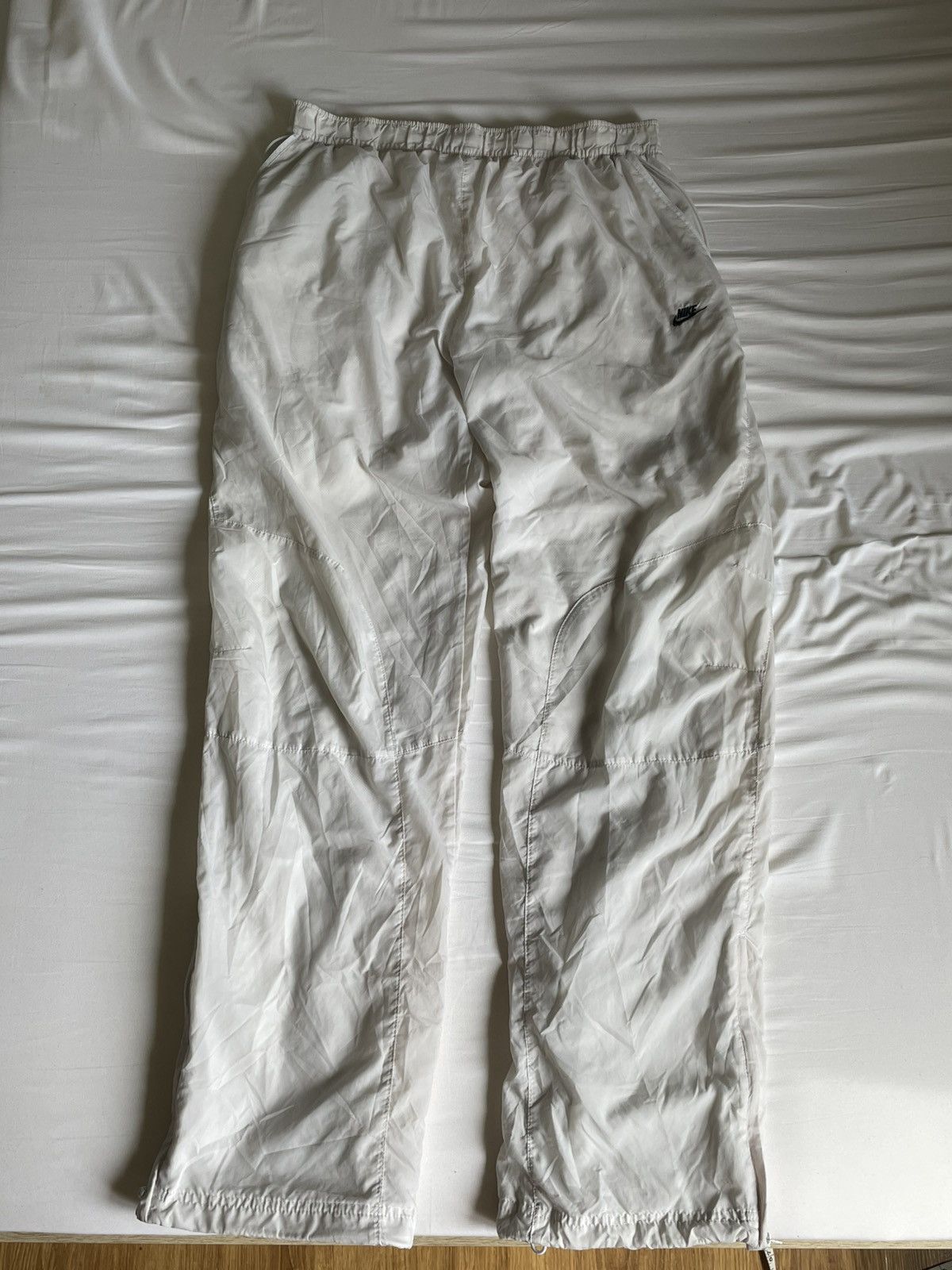 Nike nike vintage nylon pants Size US 34 / EU 50 - 1 Thumbnail
