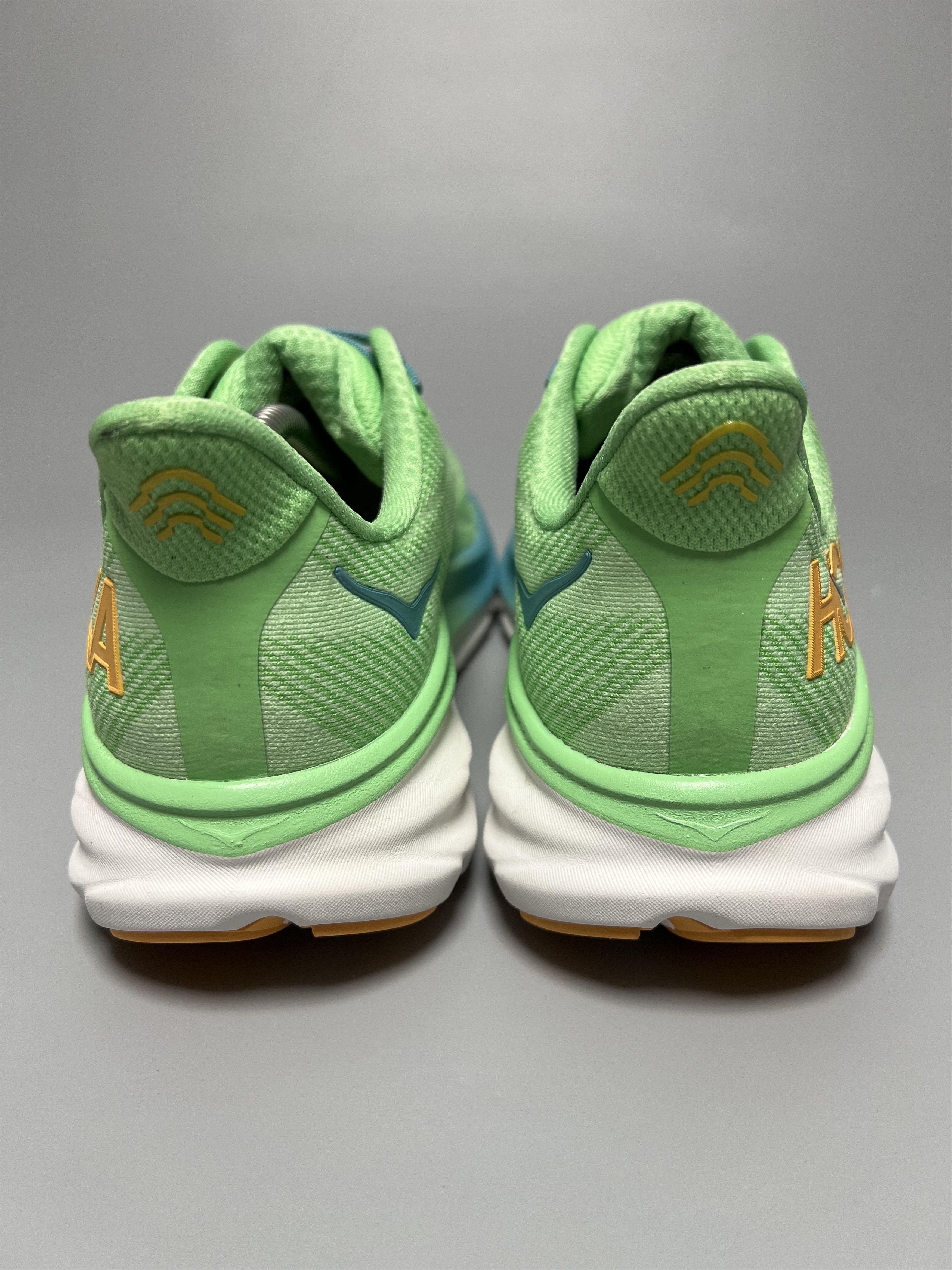Hoka 9D Hoka One One Clifton 9 Running Shoes Walking Gym Size US 9 / EU 42 - 3 Thumbnail