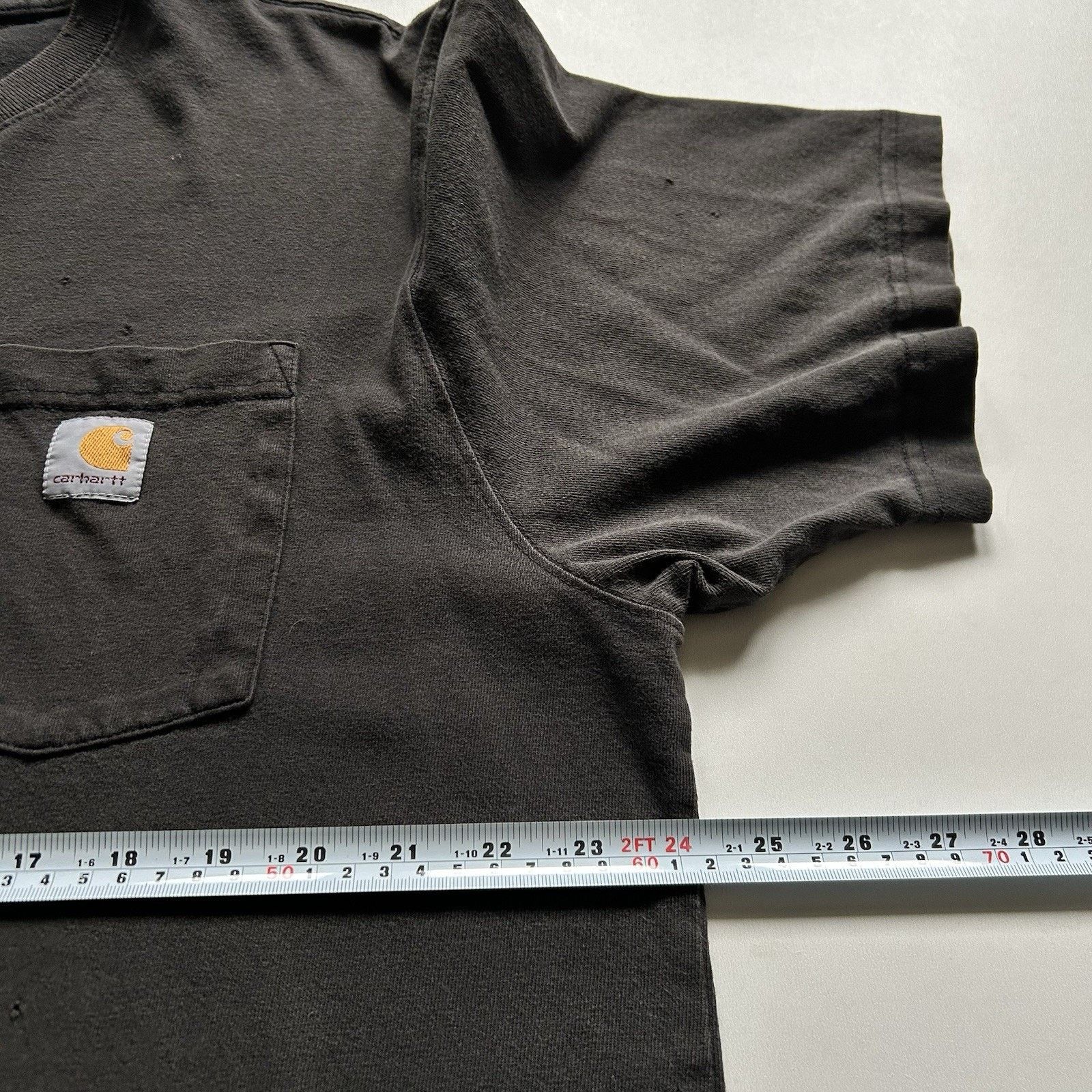 Carhartt Vintage Y2K Carhartt Pocket T Shirt Large Black Original Fit Size US L / EU 52-54 / 3 - 6 Thumbnail