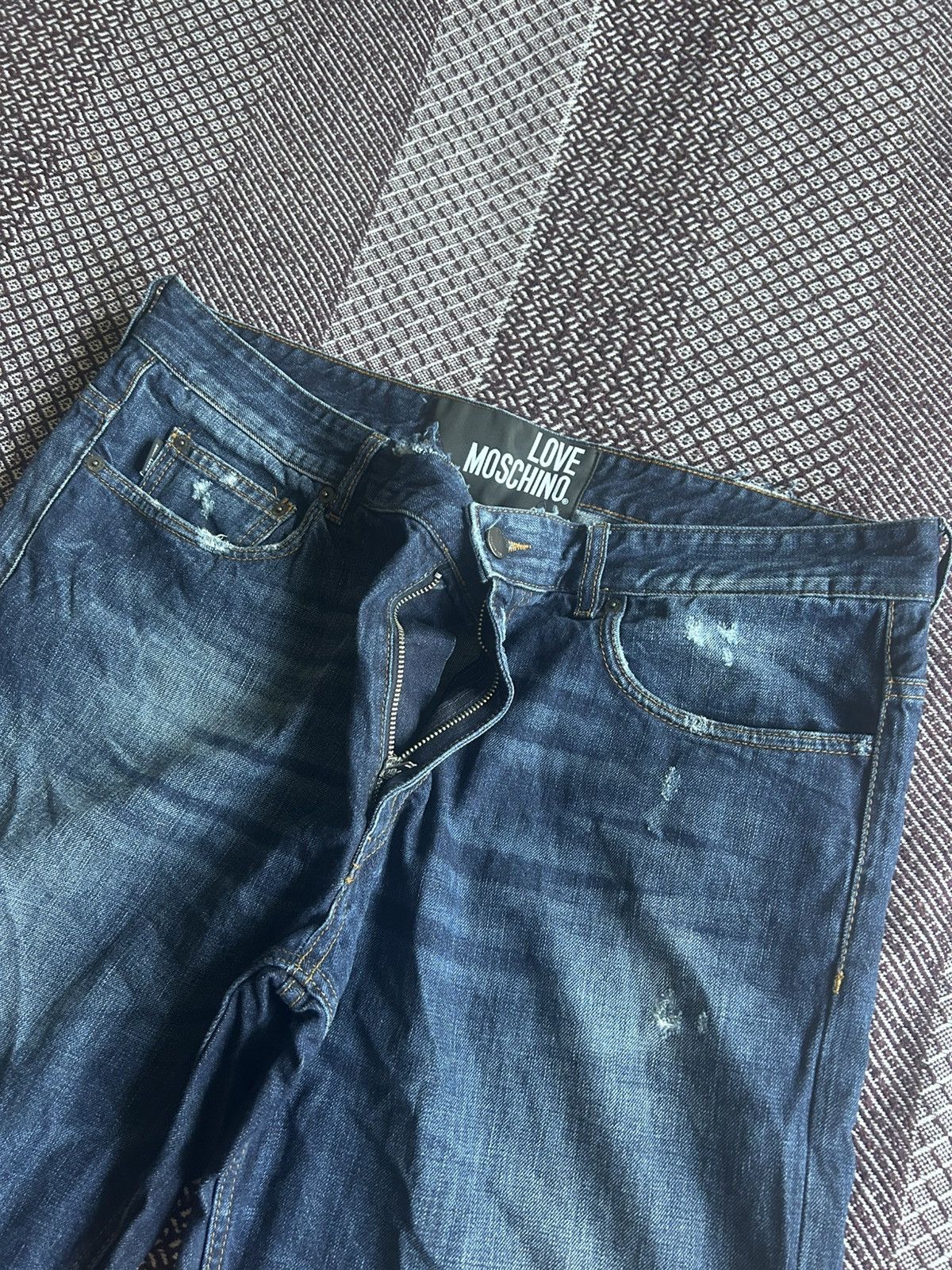 Moschino Vintage Love Moschino Denim Jeans Distressed Luxury Size 38 Size US 38 / EU 54 - 12 Thumbnail