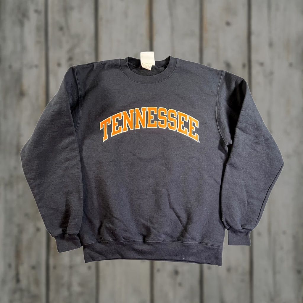 Champion VINTAGE Champion Tennessee Sweatshirt Mens M Navy Arched Graphic Pullover Logo Size US M / EU 48-50 / 2 - 1 Thumbnail