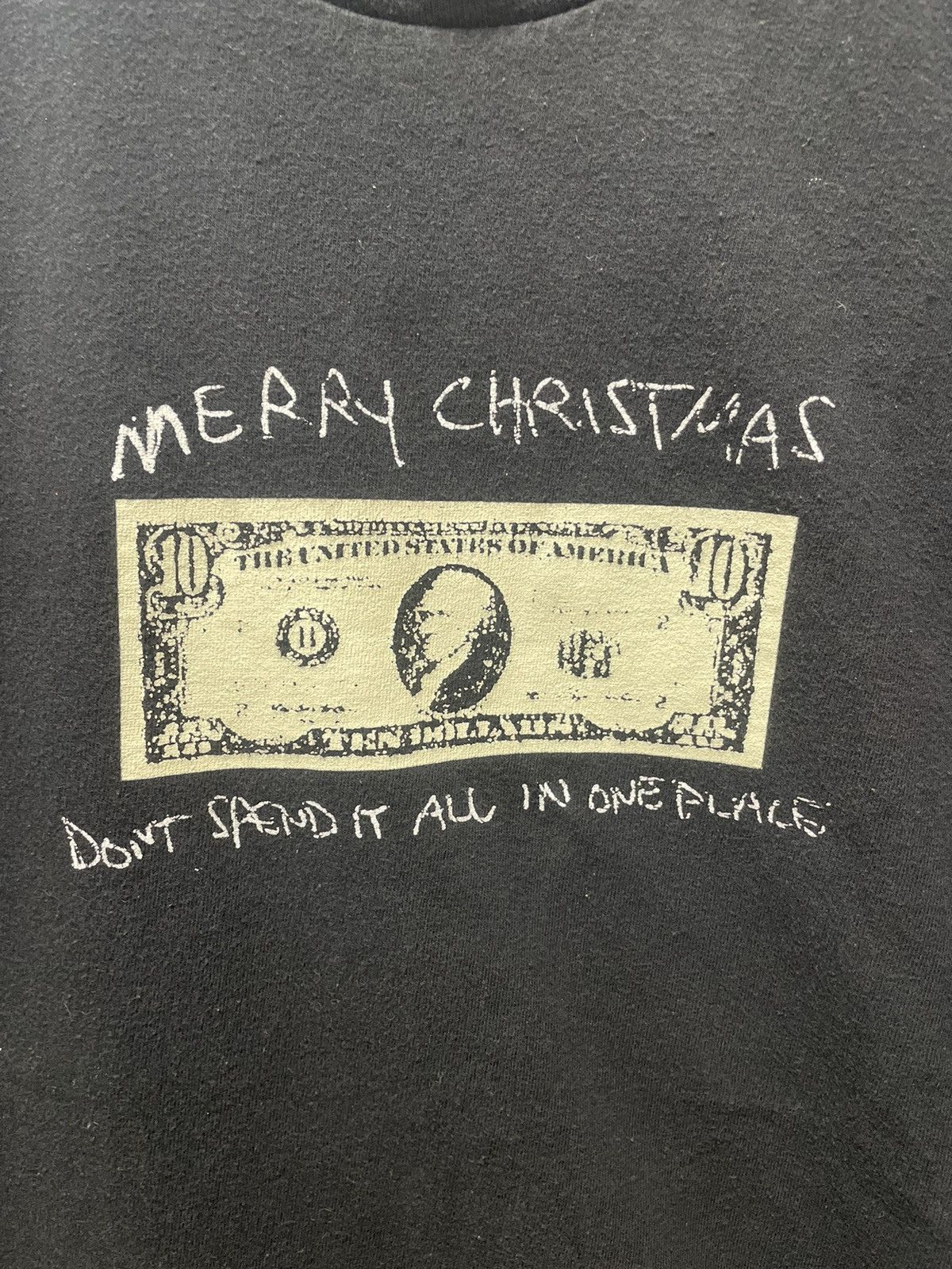 Supreme Supreme Spend It Tee Merry Christmas Black Size Medium FW21 Size US M / EU 48-50 / 2 - 2 Thumbnail