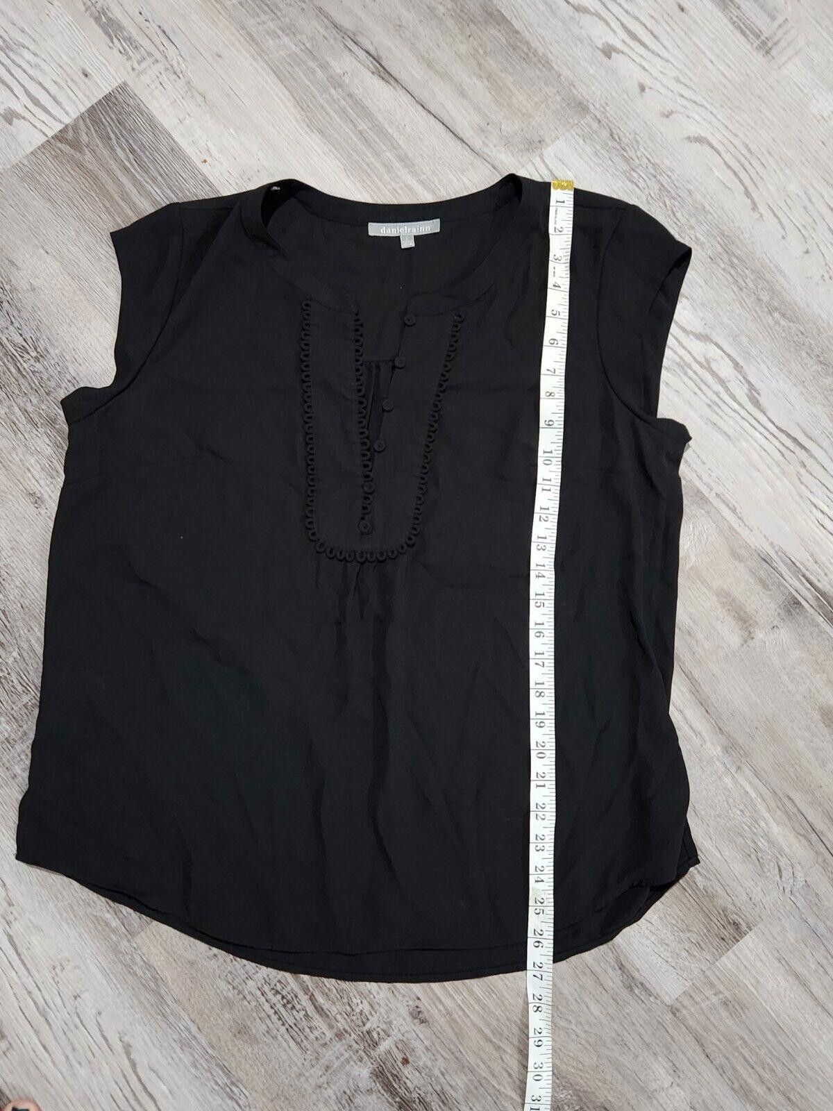 Designer Daniel Rainn Top Large Black Short Sleeve V Neck Buttons top Size L / US 10 / IT 46 - 6 Thumbnail