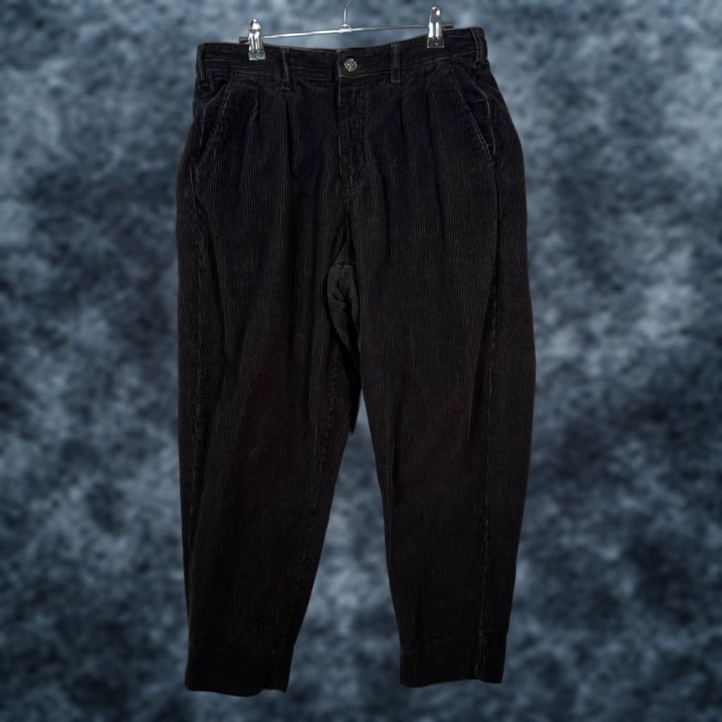 Zara Zara Mens Pants Black Corduroy Pleated Trousers Tapered Leg Chino Pants Casual Size 30 Regular Front Pleated Pocket Slash Pocket Inseam 26 in Mens Size US 30 / EU 46 - 1 Thumbnail