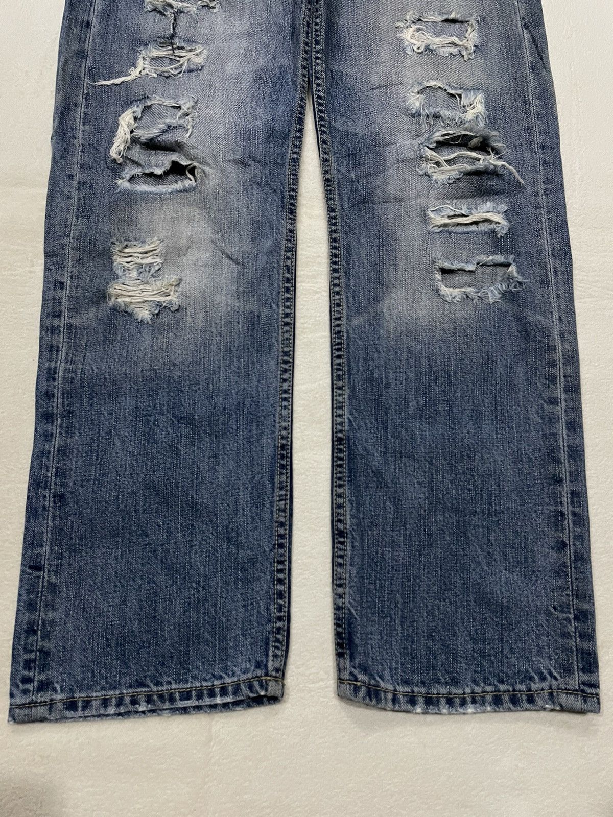 Japanese Brand Vintage Theoria faded distressed straight cut denim jeans Size US 33 - 3 Thumbnail