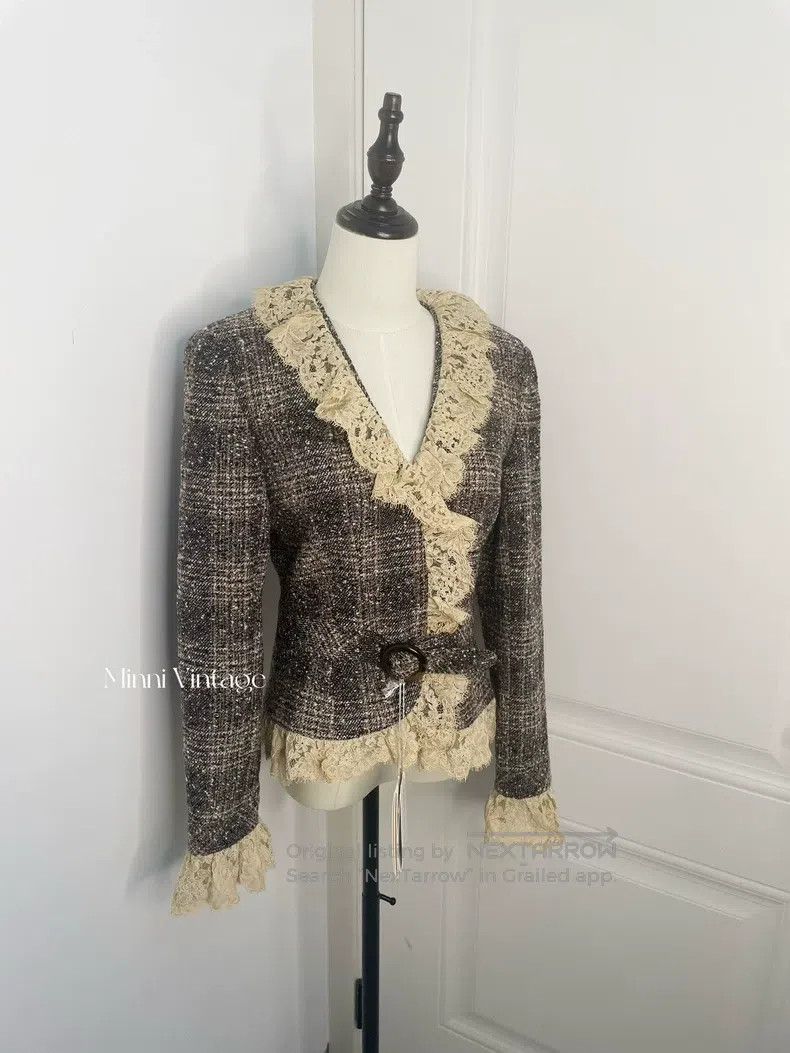 Valentino Valentino Main line gold label lace neckline vintage coat Size S / US 4 / IT 40 - 2 Thumbnail