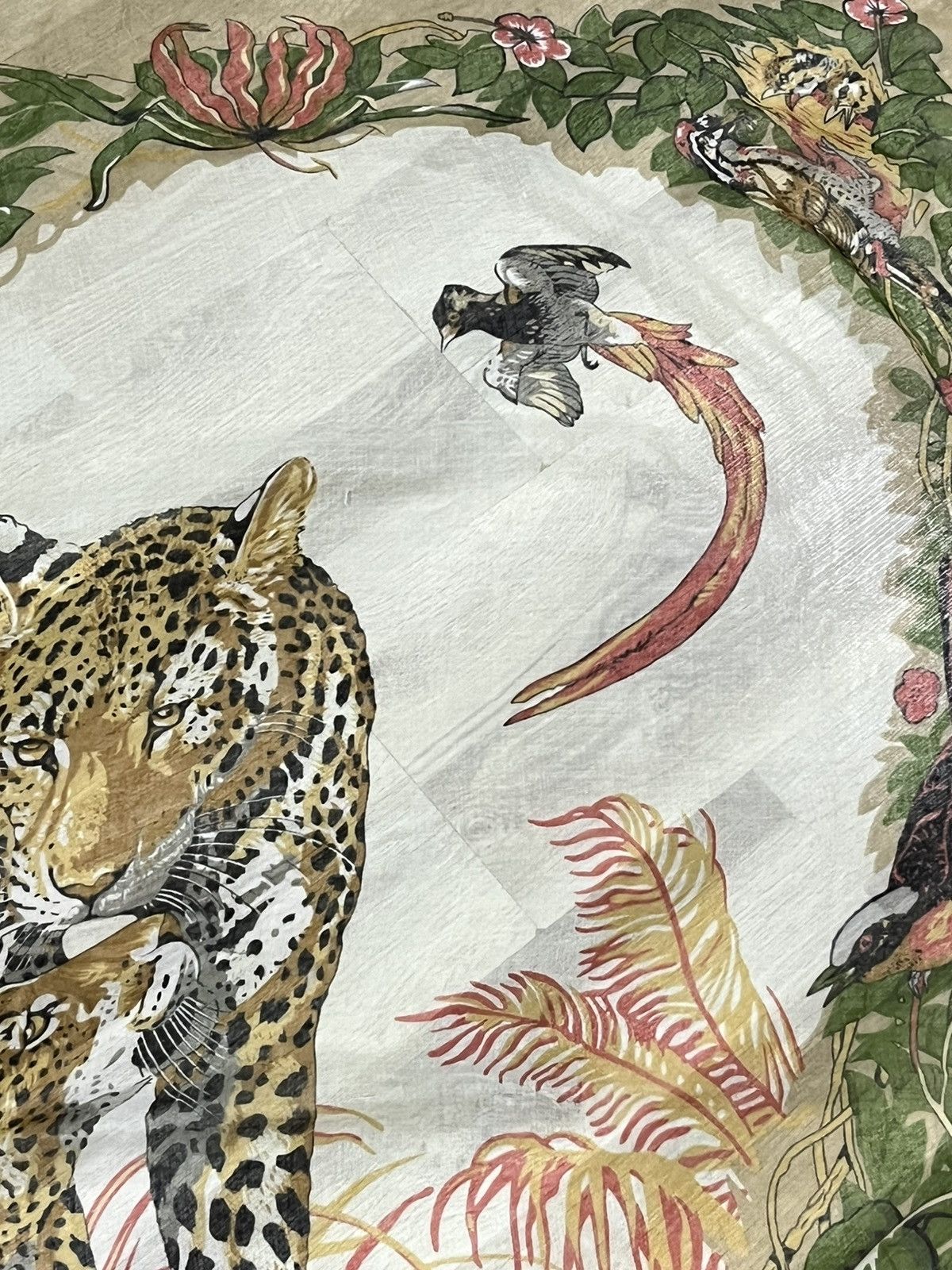 GOA VERYRARE🔥Vintage GOA LEOPARD COUPLE Flora & Fauna Big Scarf Size ONE SIZE - 6 Thumbnail