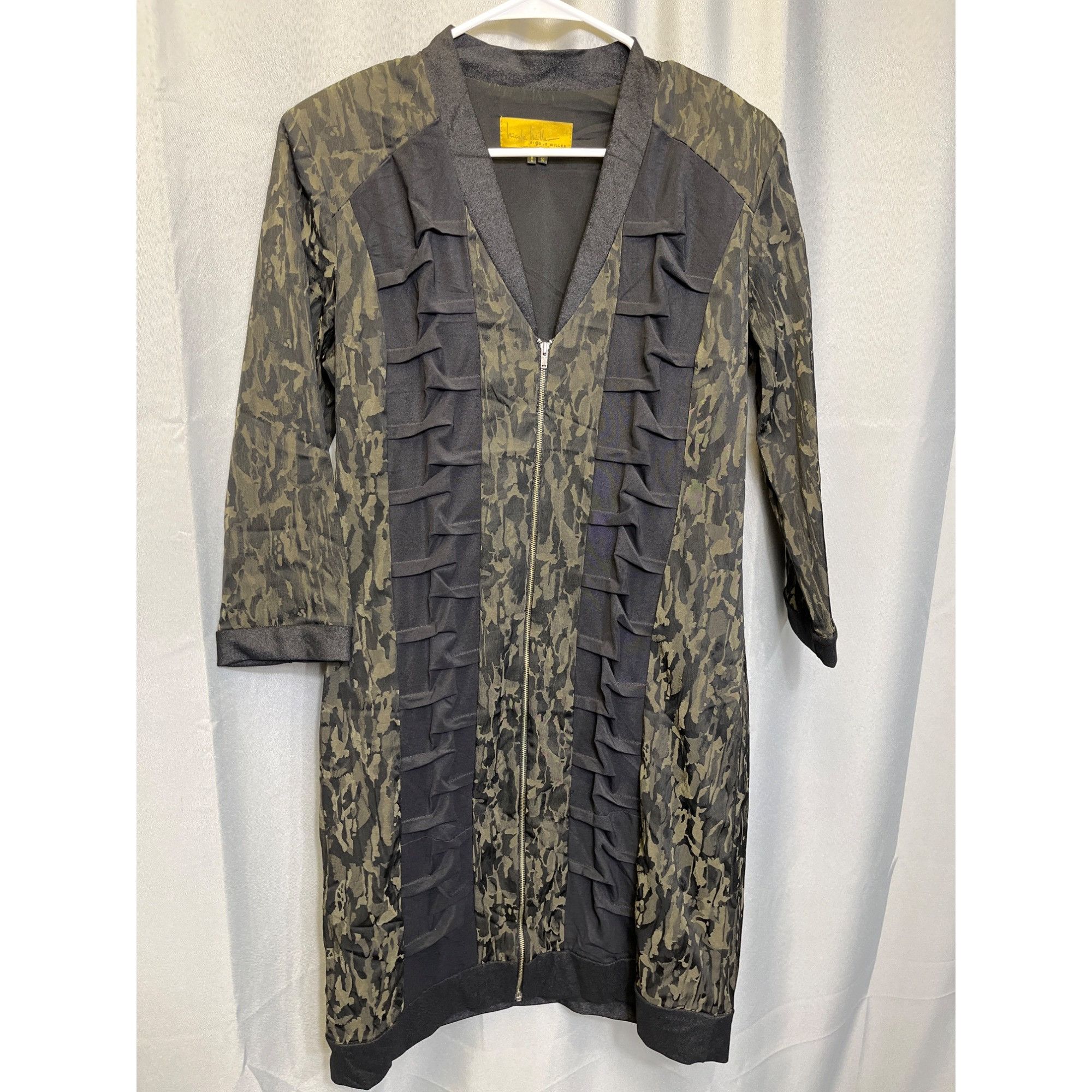 Nicole Miller Nicole Miller SKU 7663 Camo Print Zip Front dress Size 10 Size L / US 10 / IT 46 - 1 Thumbnail