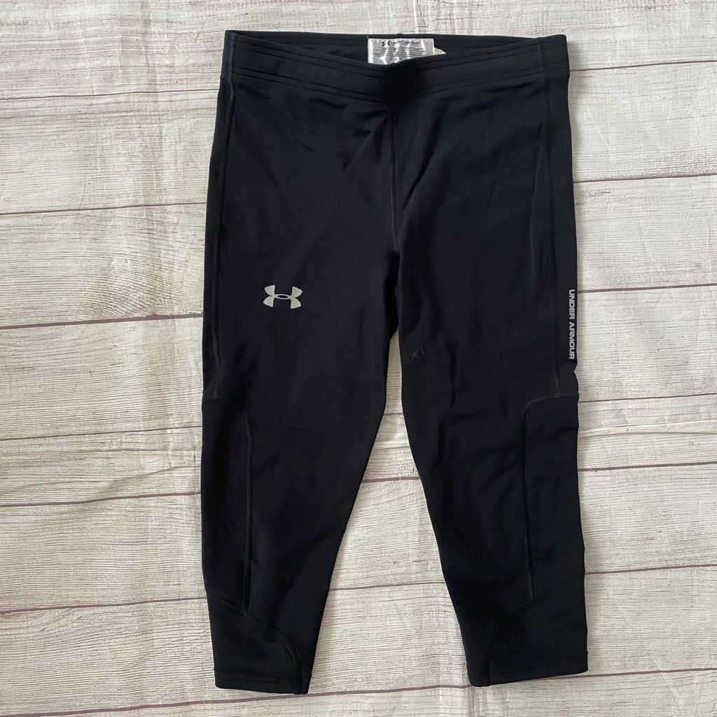 Under Armour Under Armour women M compression heatgear pull on capris leg Size 30" / US 8 / IT 44 - 1 Thumbnail