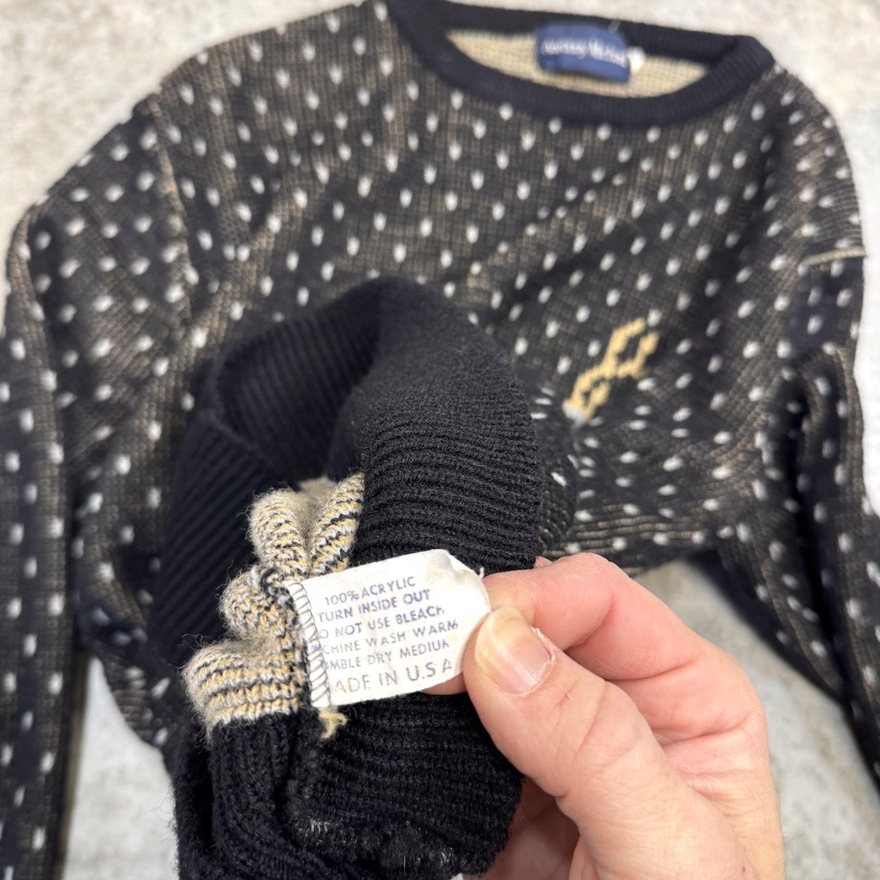 Vintage VINTAGE Anthony Michael Sweater Mens Medium Black Deer Graphic Hunting Knit USA Shirt Adult Medium Black Deer Graphic Print Knit Crew Neck Size US M / EU 48-50 / 2 - 5 Thumbnail
